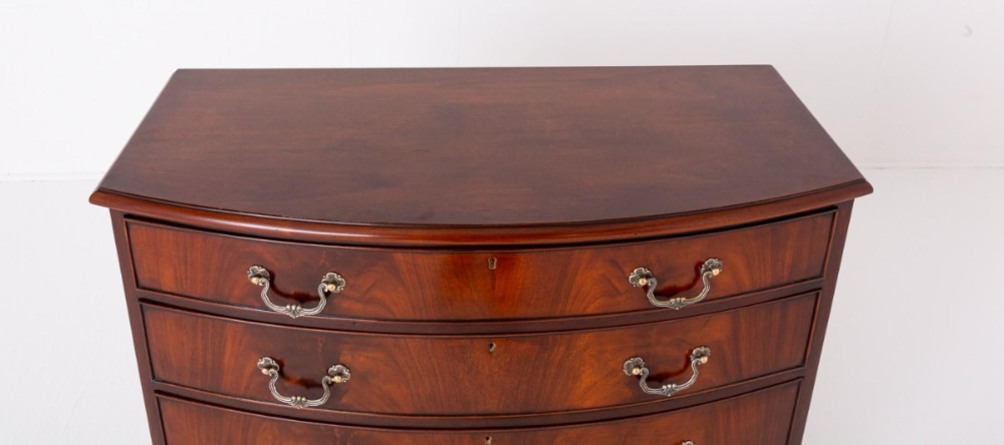 George III Chest Drawers Bow Front Mahogany For Sale 3