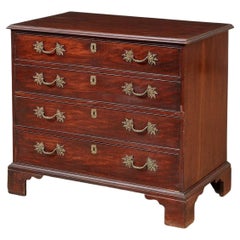 Commodes et coffres à tiroirs