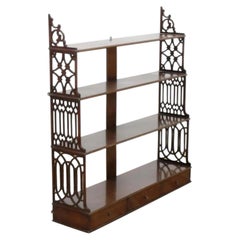 George III. Chinesisches Chippendale-Mahagoni-Wandregal im gotischen Geschmack