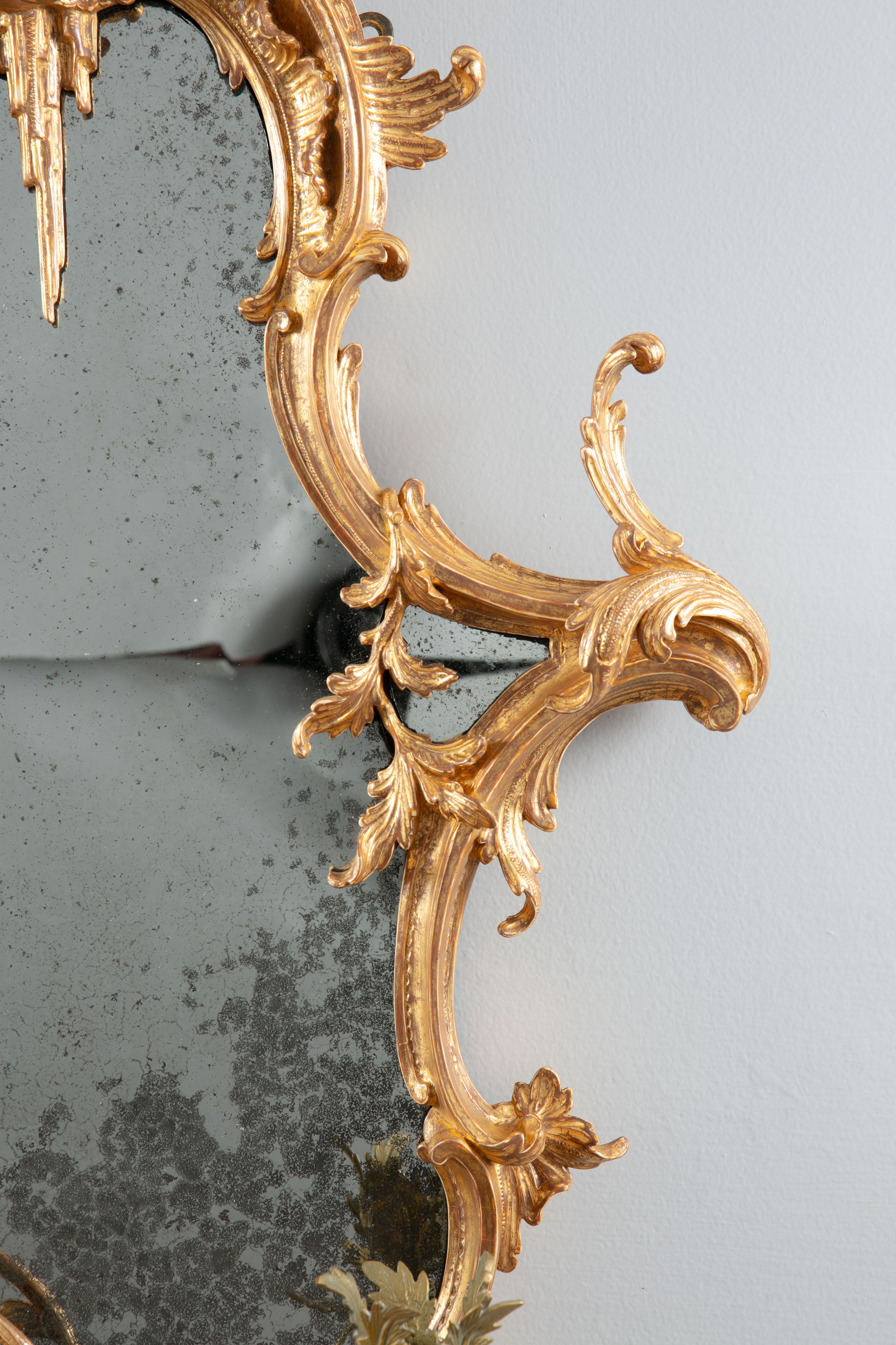 Chinesischer Chippendale-Rokoko-Spiegel aus vergoldetem Holz, George III.-Stil (Chinese Chippendale) im Angebot