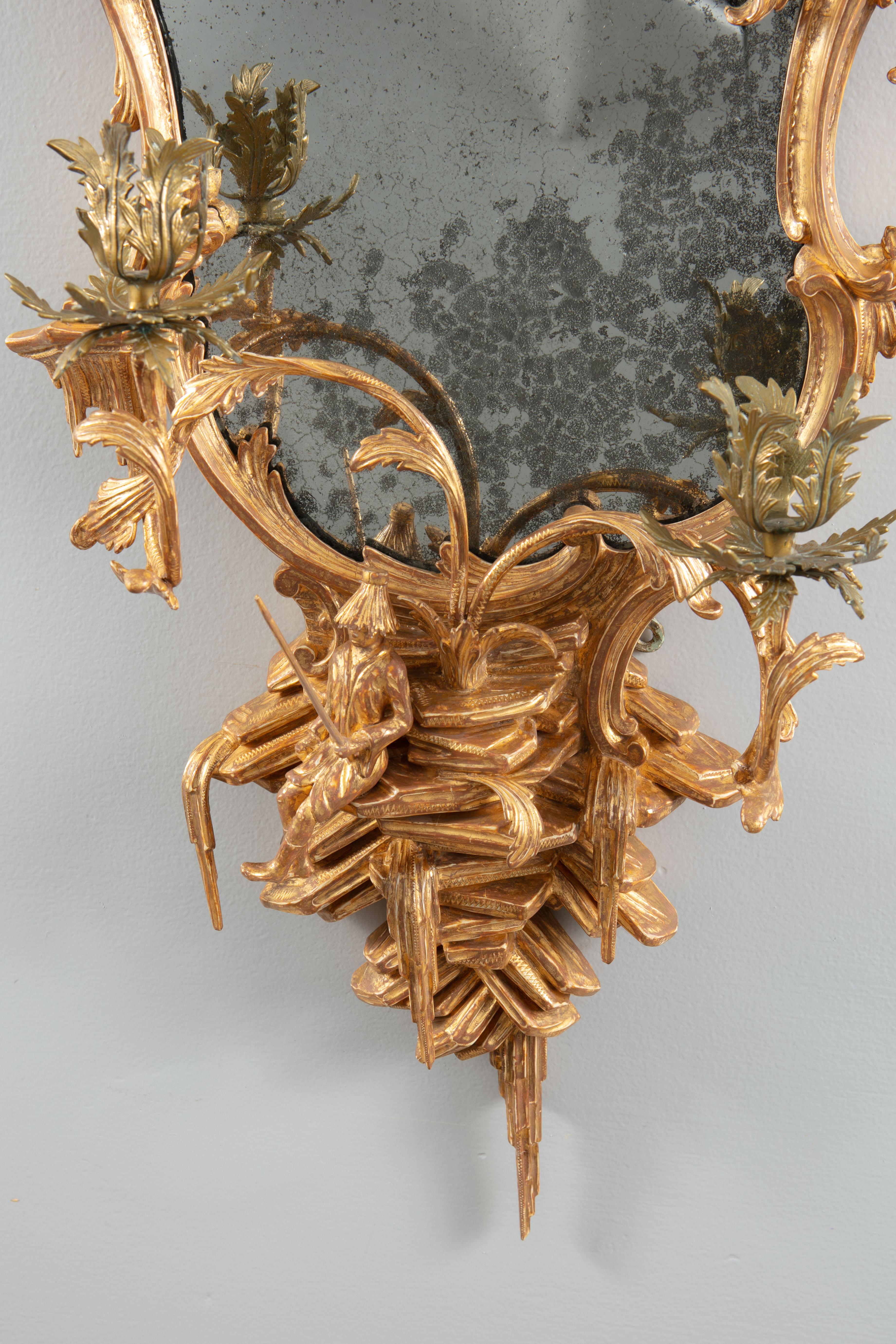 Chinesischer Chippendale-Rokoko-Spiegel aus vergoldetem Holz, George III.-Stil (Englisch) im Angebot