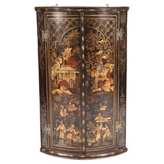 Georg III. Chinoiserie verzierter hängender Eckschrank