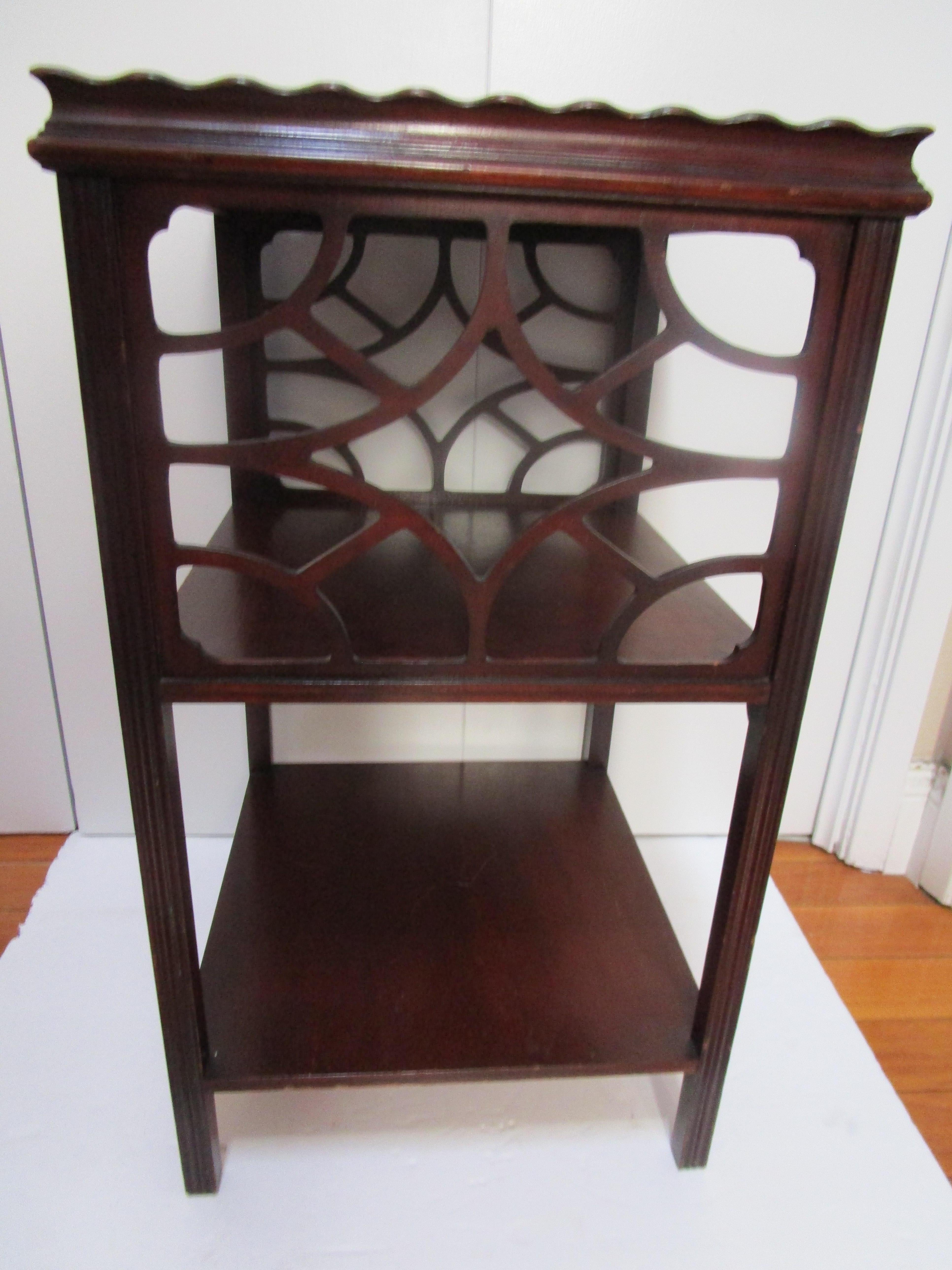 American George III Chinoiserie Style Mahogany Three-Tier End Table Shelf For Sale