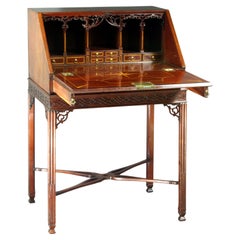 George III Chippendale Periode Bureau auf seinem ursprünglichen Stand