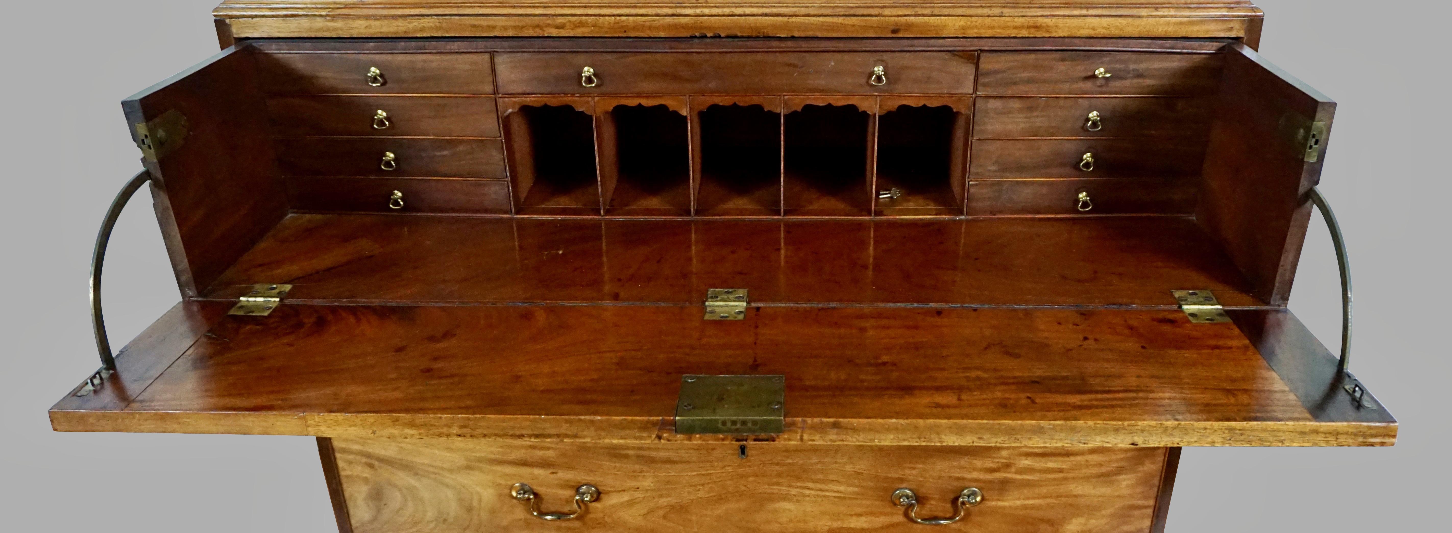 George III Chippendale Period Mahogany Chest-on-Chest with Secretaire 3
