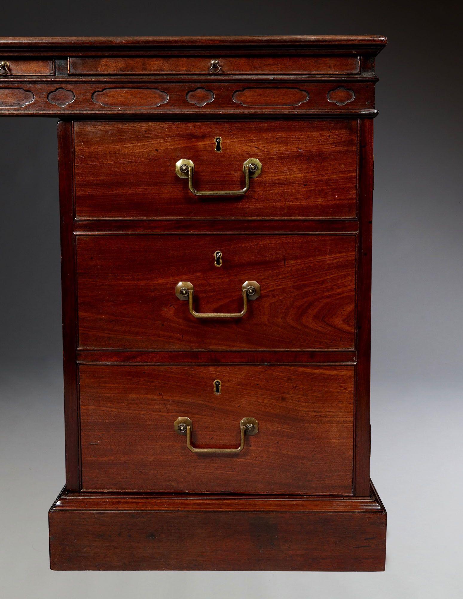 English George III 18th Century Chippendale Period Mahogany Partners Desk For Sale