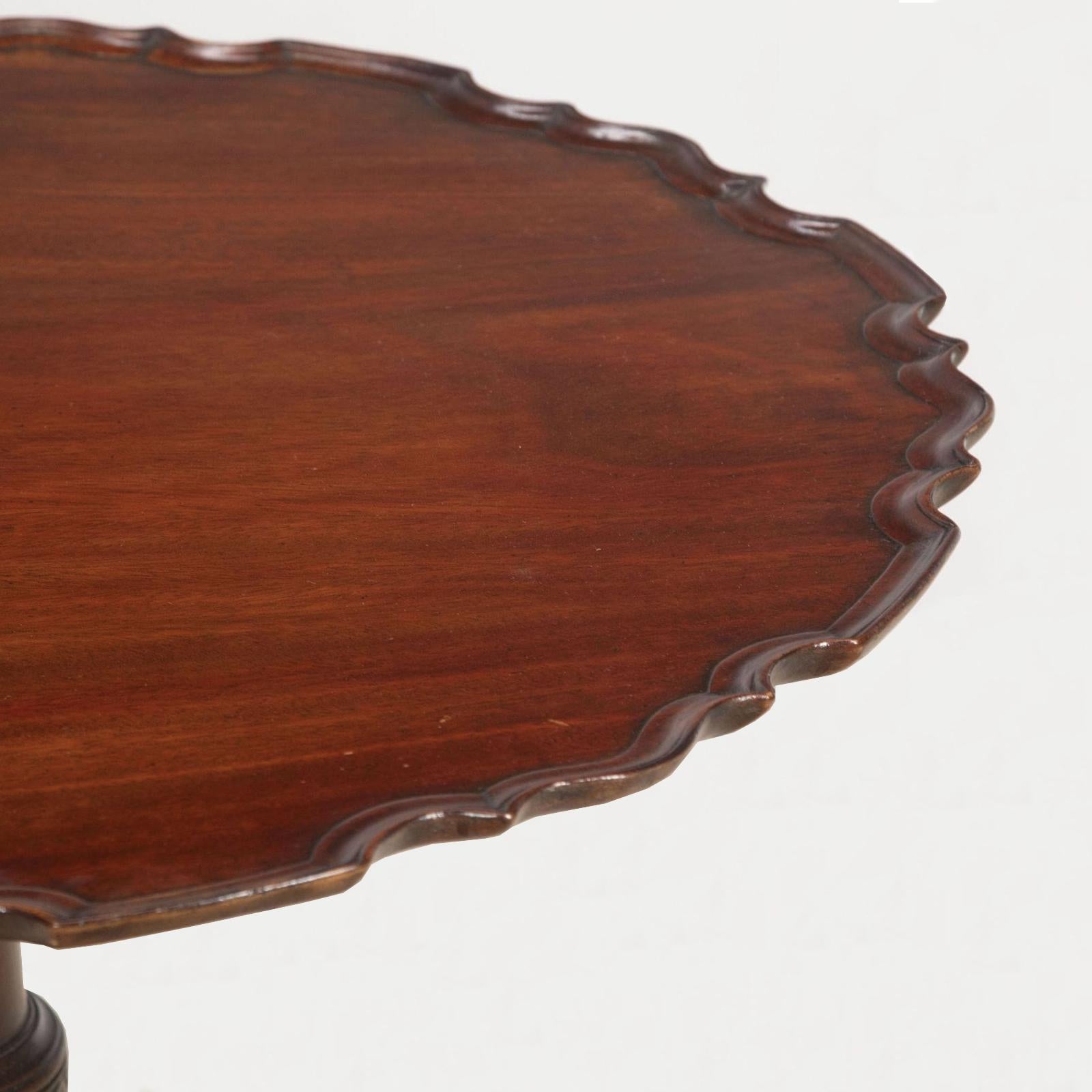 English George III Chippendale Period Mahogany Table For Sale