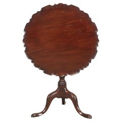 Mahagoni-Tisch aus der Chippendale-Periode von George III.