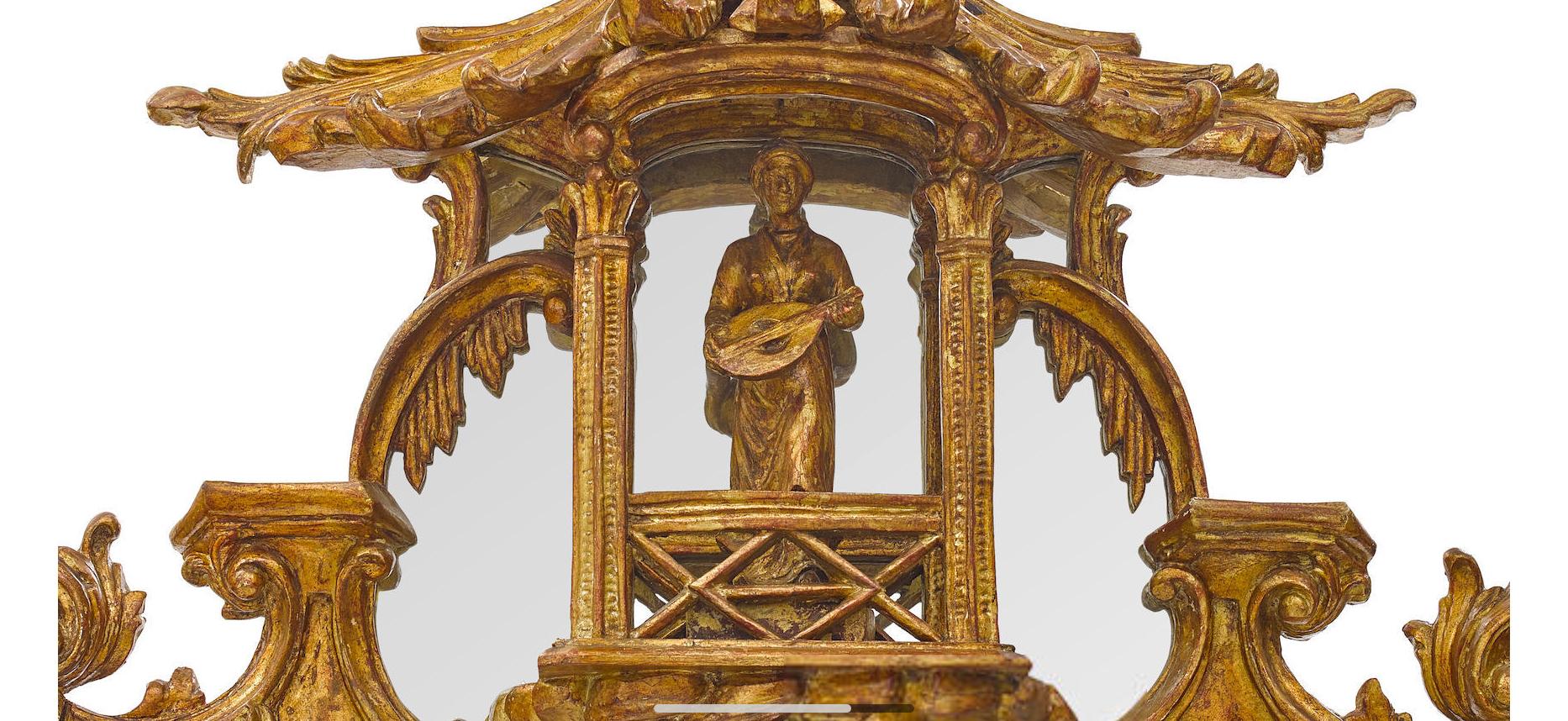 Geschnitzter Spiegel aus vergoldetem Holz im Chippendale-Stil, George III.-Stil, 19. Jahrhundert im Zustand „Gut“ im Angebot in Cypress, CA