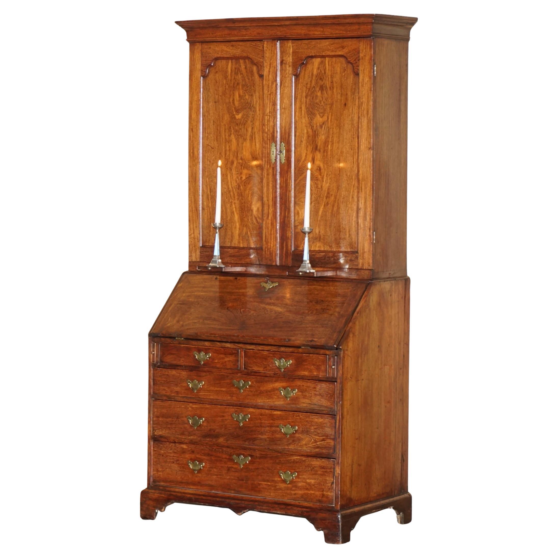 GEORGE III CIRCA 1760 AMERICAN COLONIAL CAMPHOR WOOD LiBRARY BUREAU BOOKCASE
