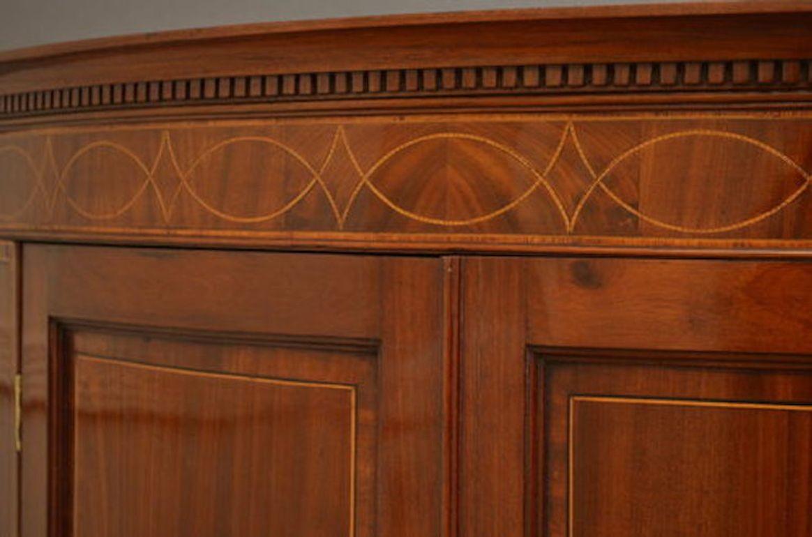 Mogano Credenza angolare George III in mogano in vendita