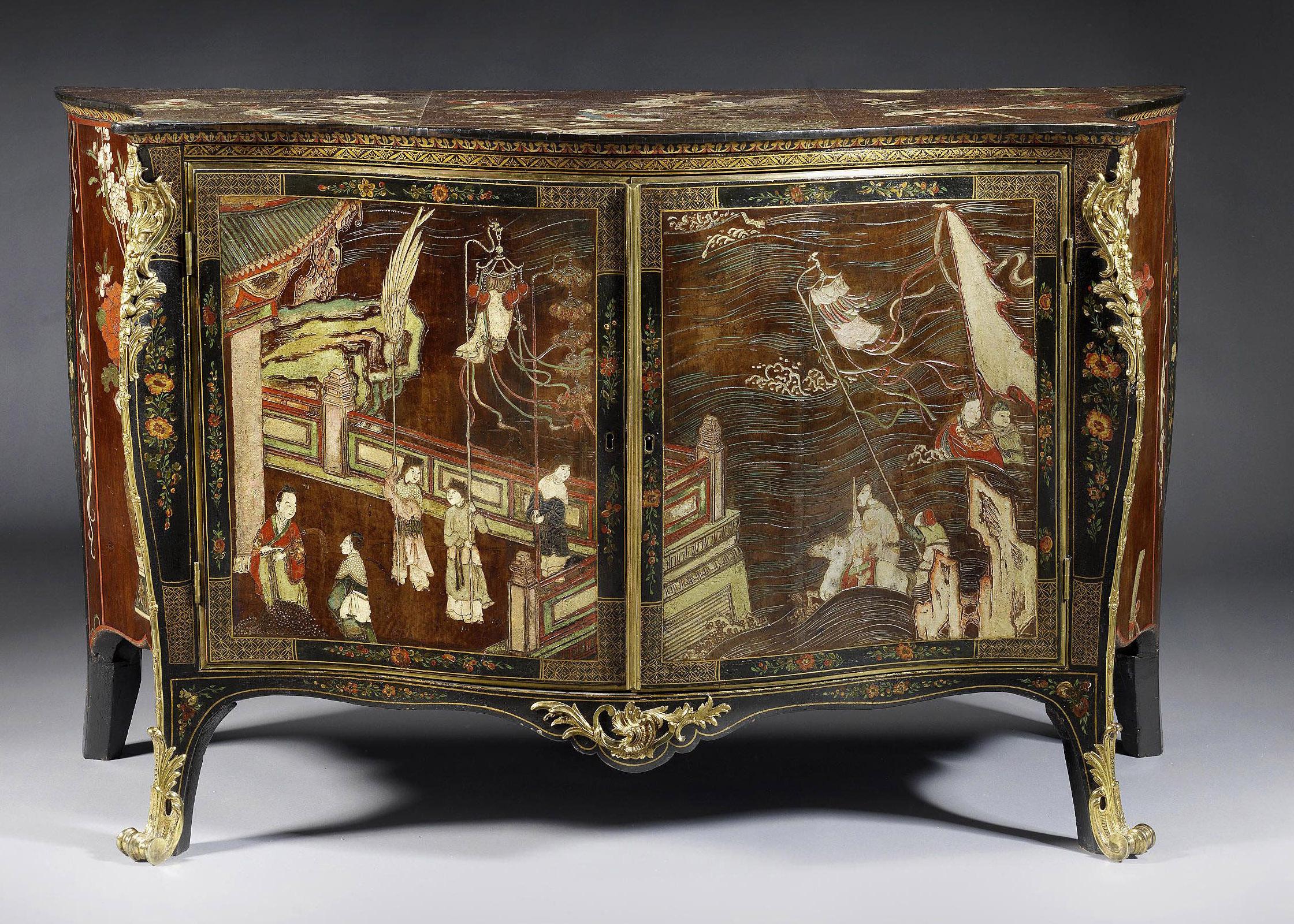 Carved George III Coromandel Lacquer, Gilt Brass-Mounted Serpentine Commode For Sale