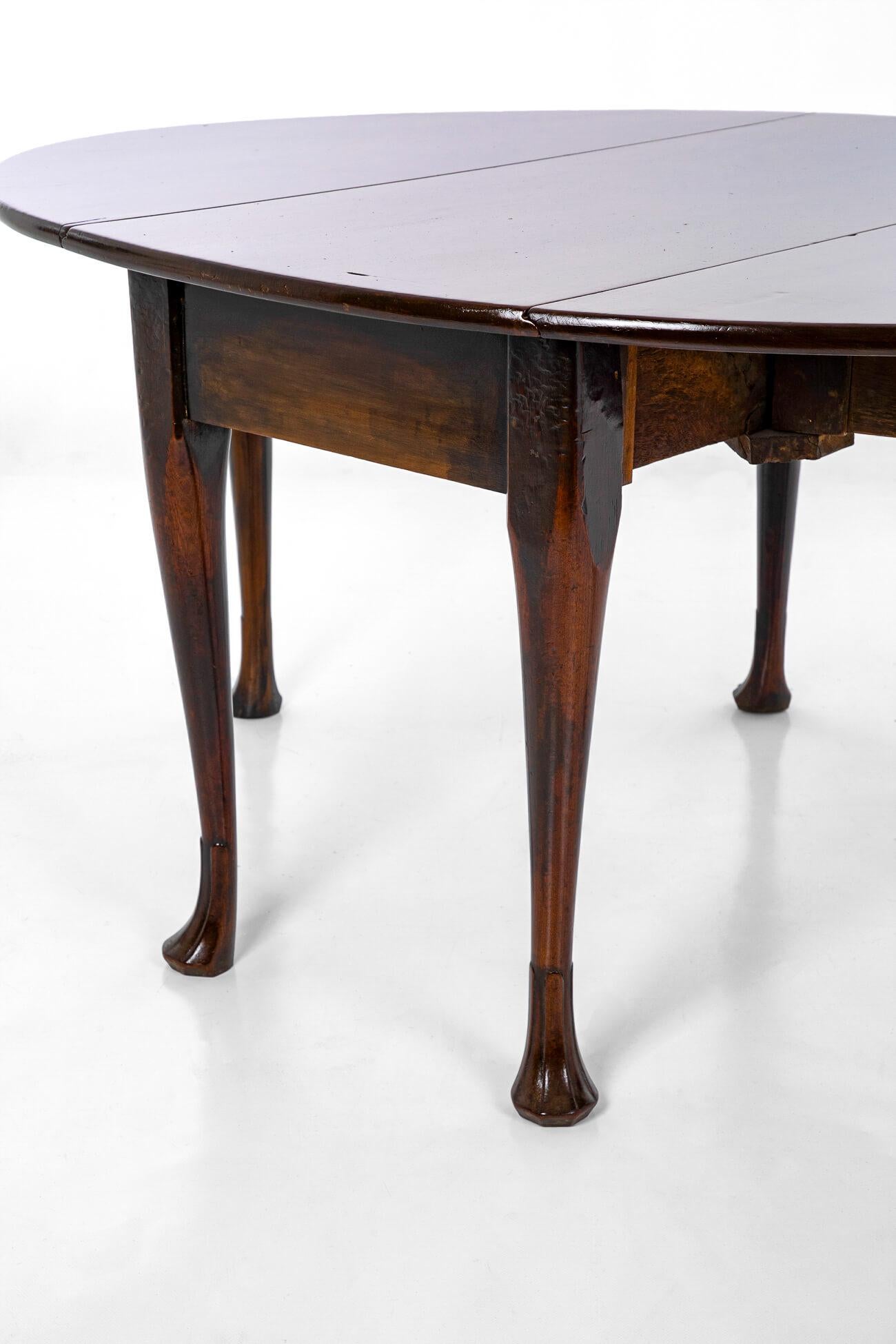 George III Cuban Mahogany Gate Leg Dining Table, circa 1760 4