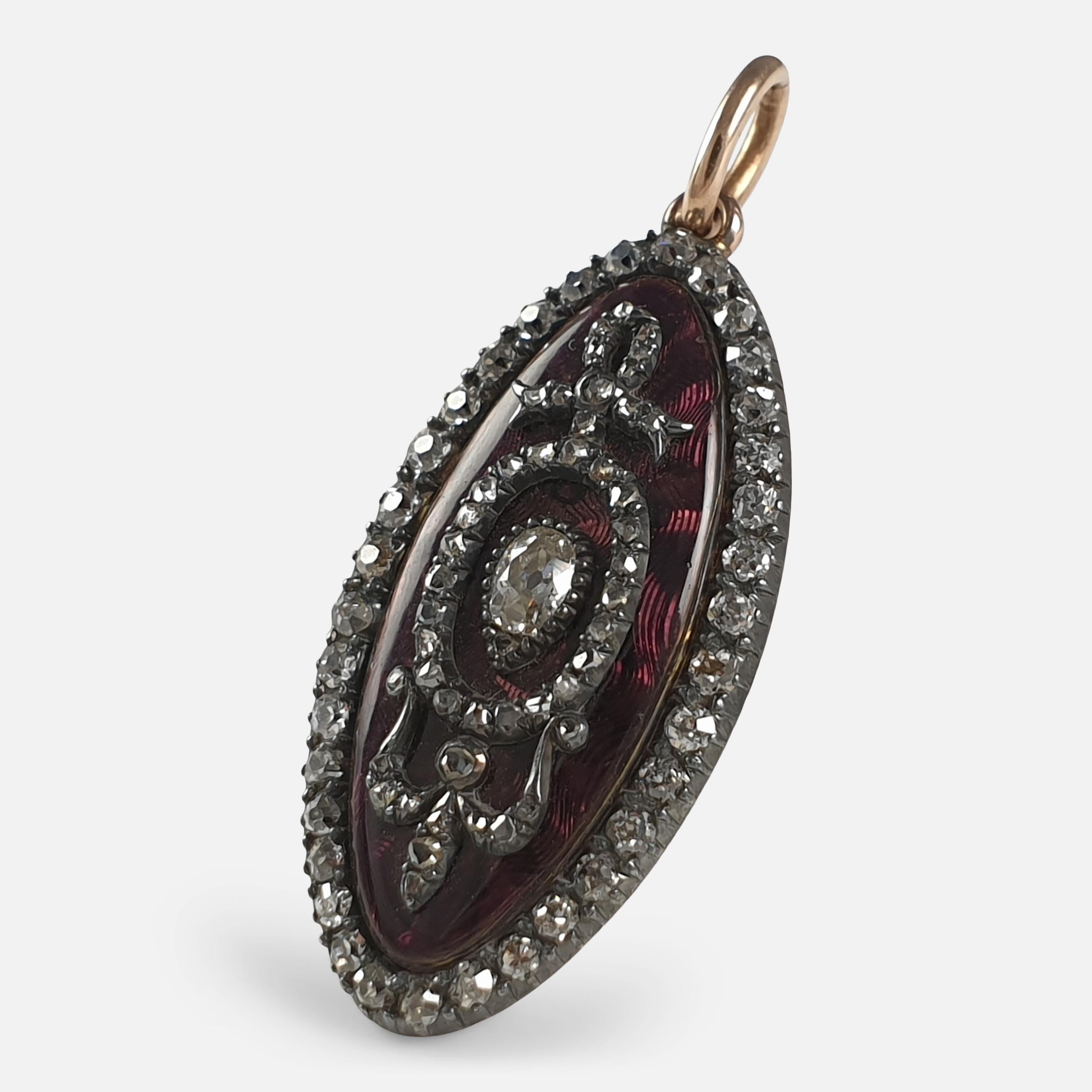 Taglio a rosa Ciondolo a navetta con diamanti e smalto di Giorgio III, 1790 circa in vendita