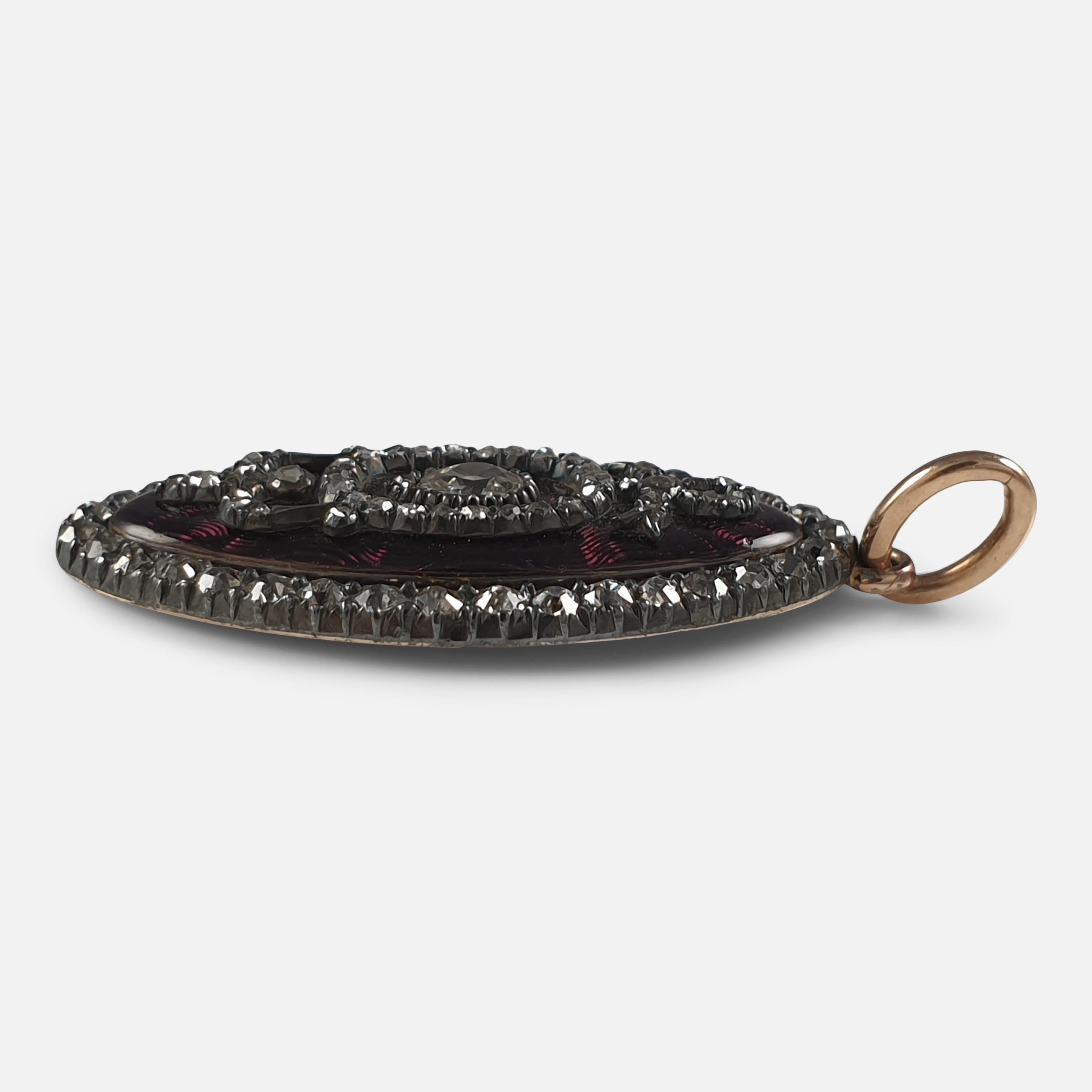 Ciondolo a navetta con diamanti e smalto di Giorgio III, 1790 circa in vendita 3