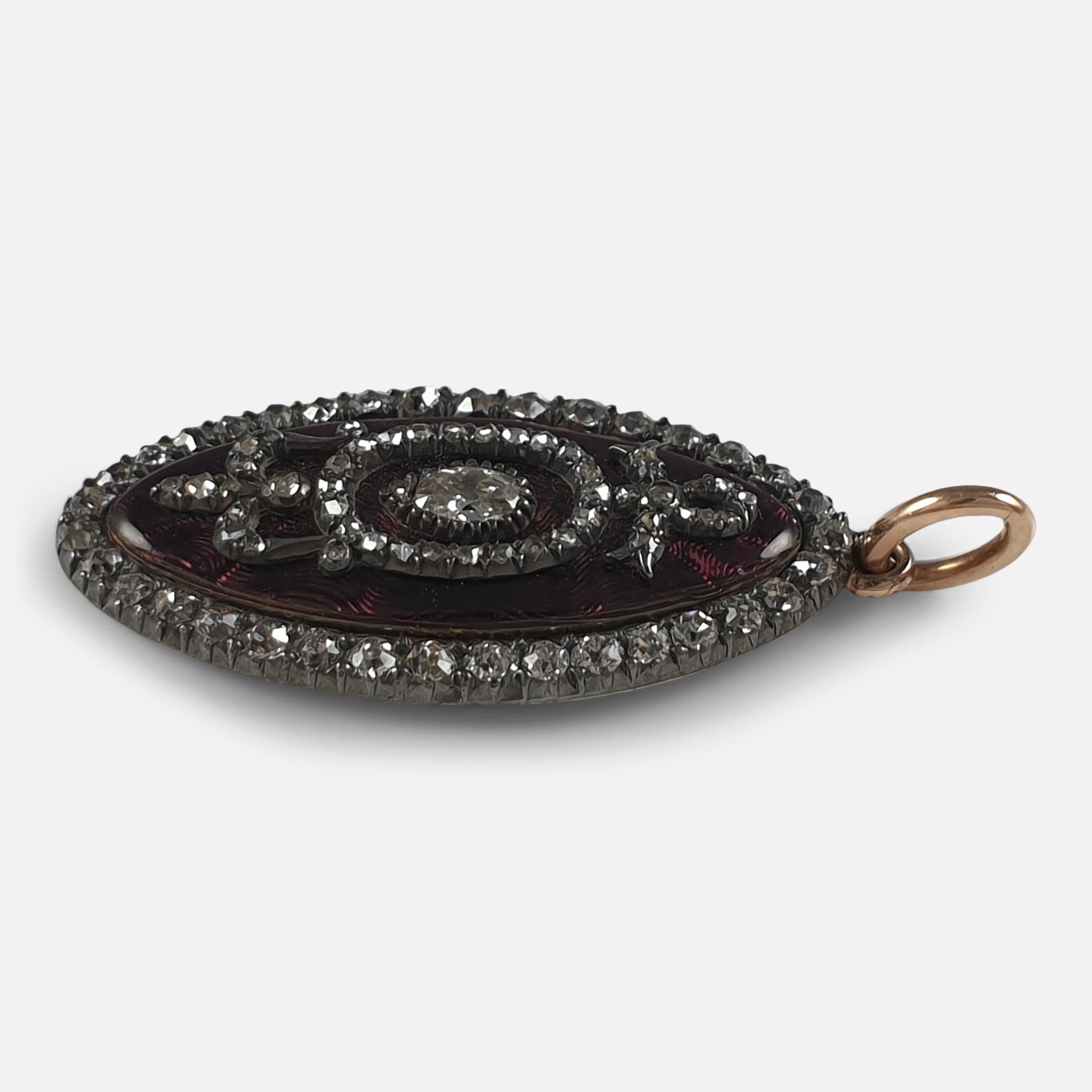 Ciondolo a navetta con diamanti e smalto di Giorgio III, 1790 circa in vendita 4