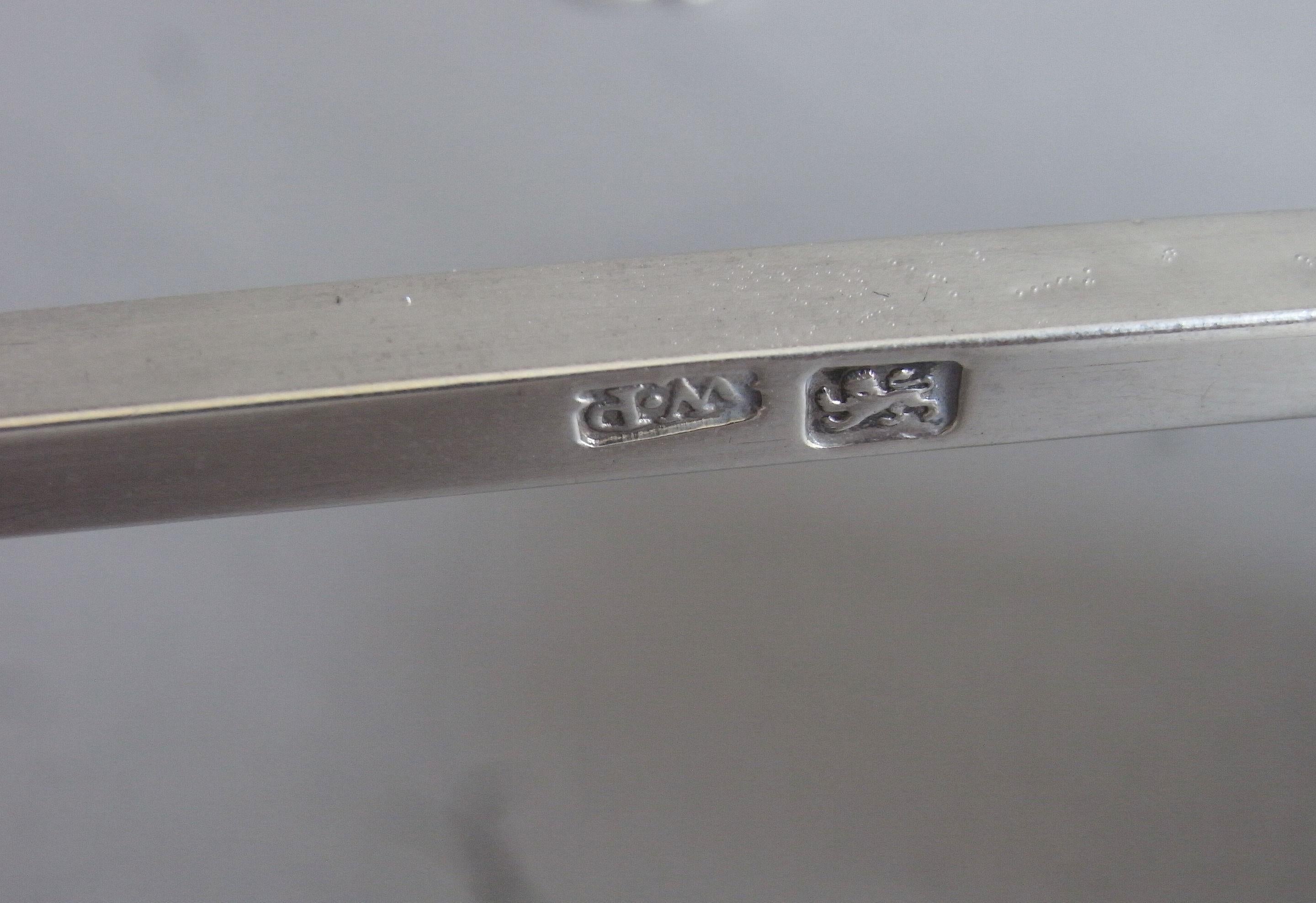 Argento Croce da piatto di George III realizzata a Londra da William Plummer, 1772 in vendita