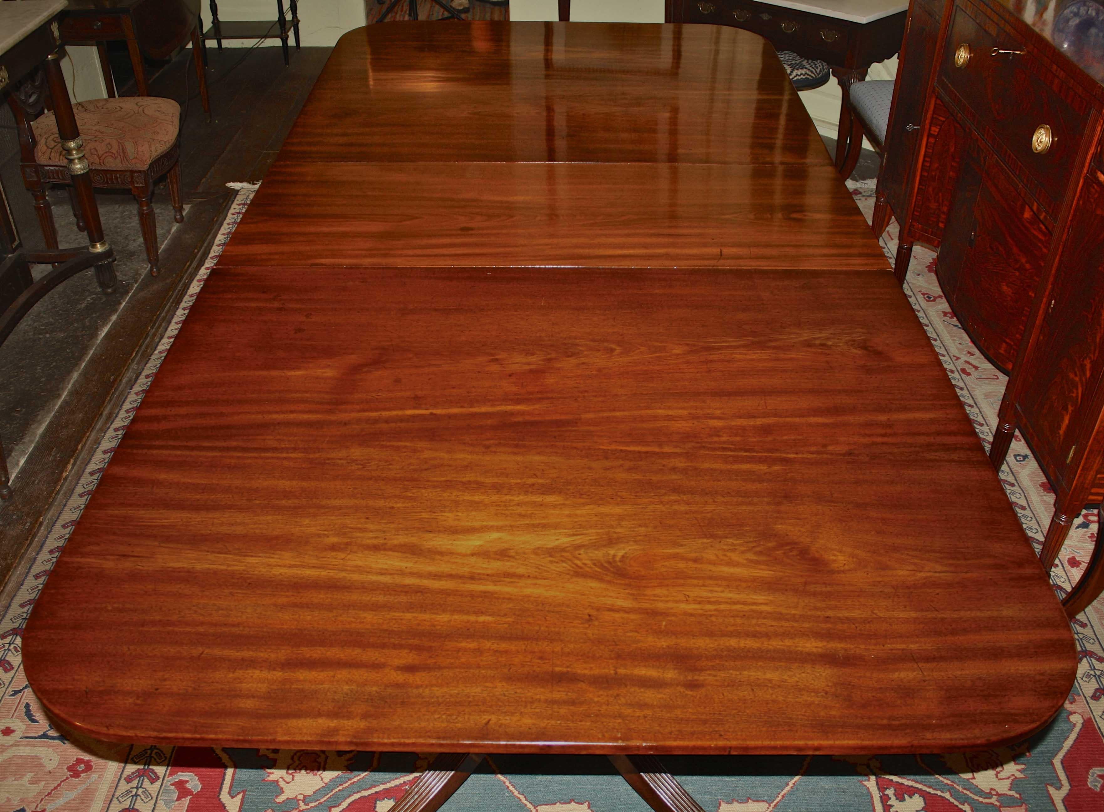 English George III Double Pedestal Mahogany Dining Table For Sale