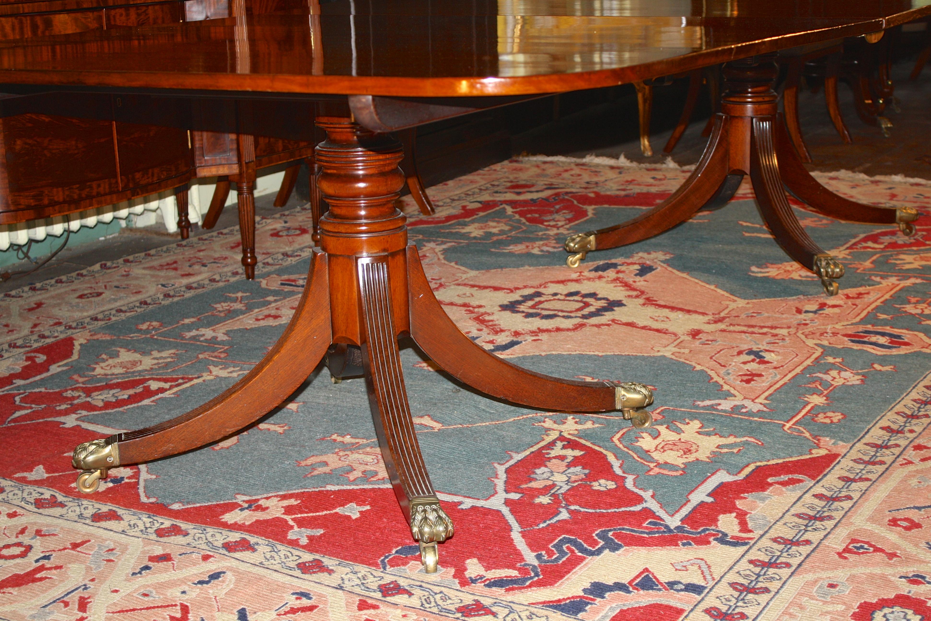 Hand-Carved George III Double Pedestal Mahogany Dining Table For Sale