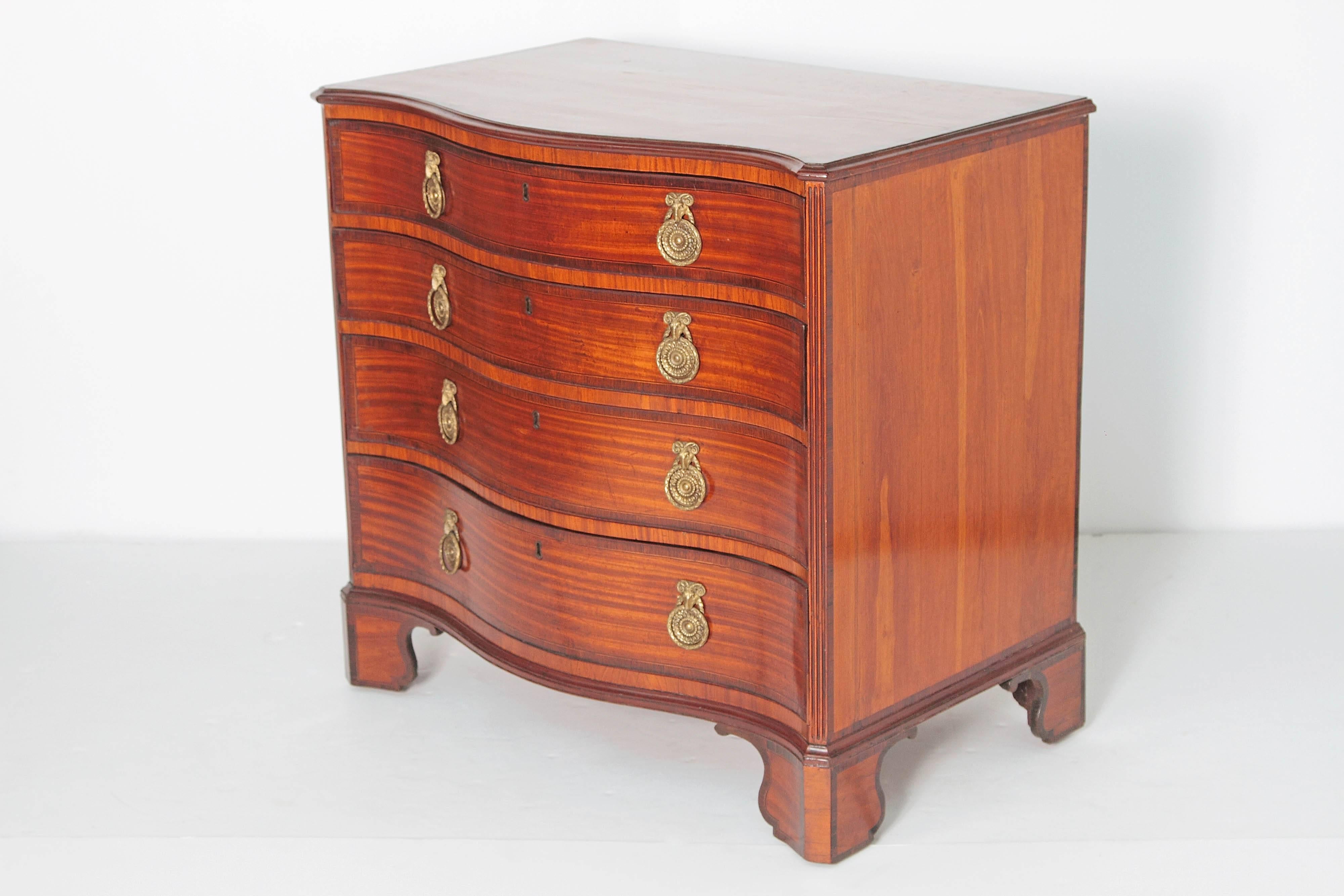 George III English Bachelor's Chest of Satinwood and Mahogany 2
