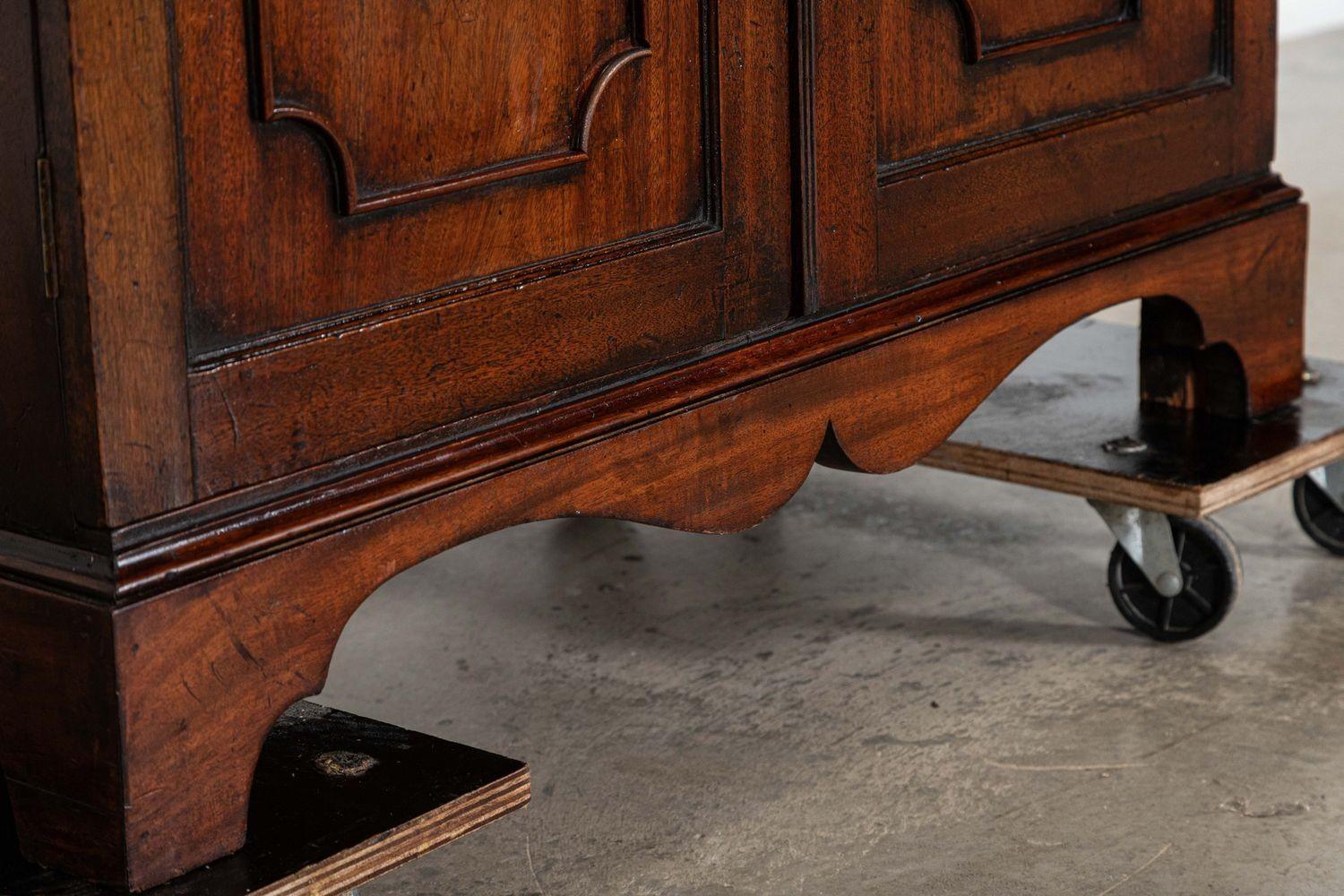 Libreria secretaire inglese in mogano smaltato di Giorgio III in vendita 5