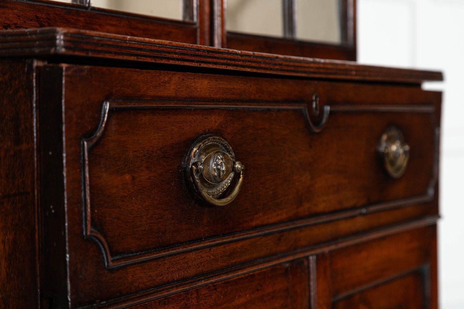 Libreria secretaire inglese in mogano smaltato di Giorgio III in vendita 9