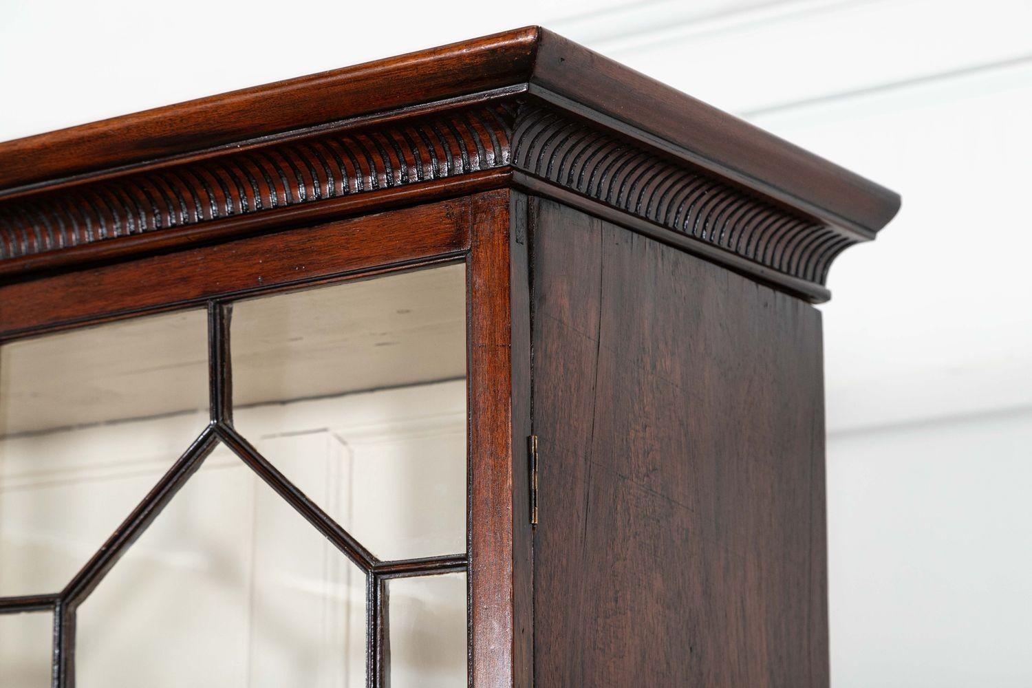 Libreria secretaire inglese in mogano smaltato di Giorgio III in vendita 13