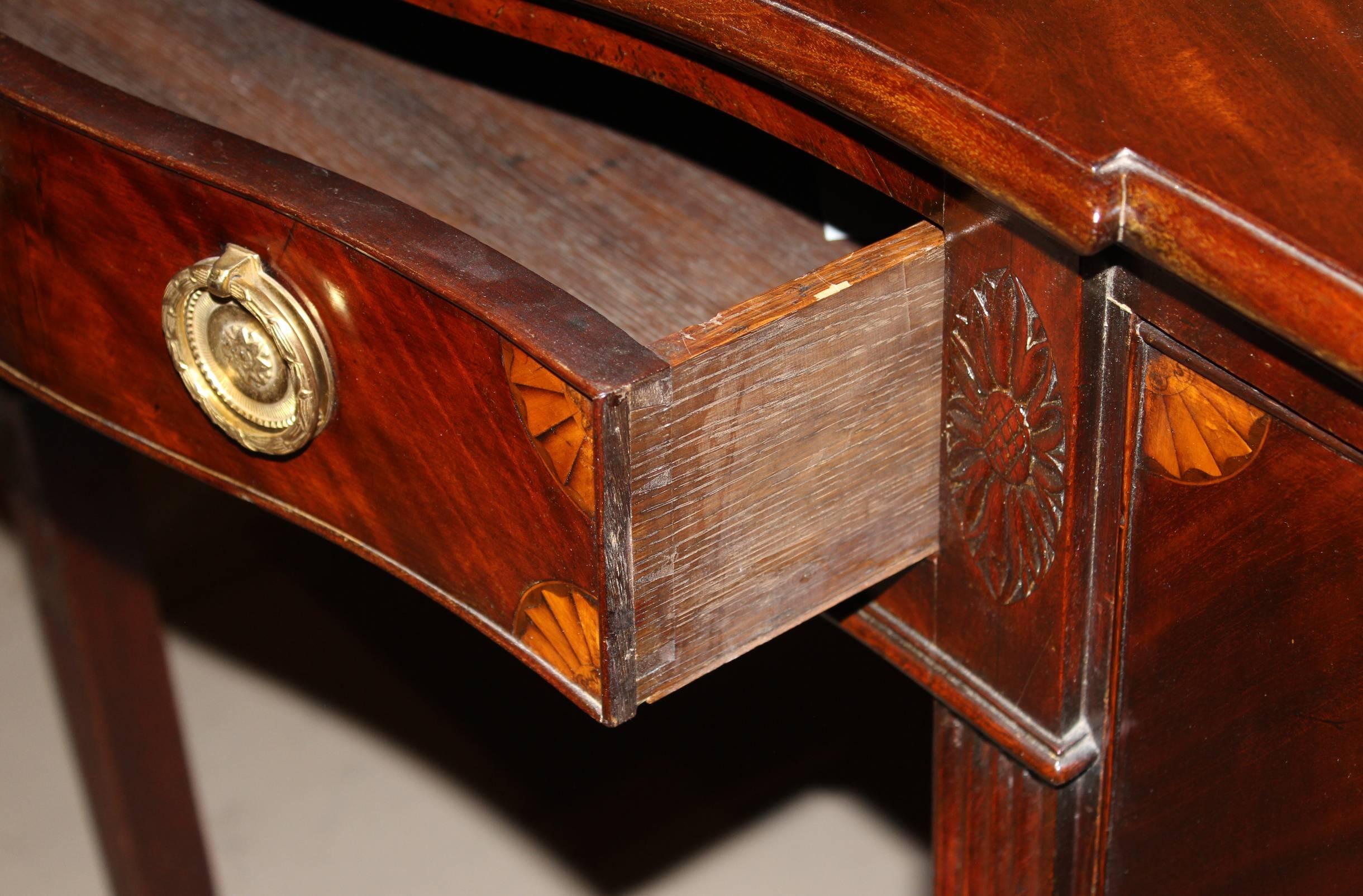 George III English Mahogany Serpentine Sideboard with Quarter Fan Inlay For Sale 7