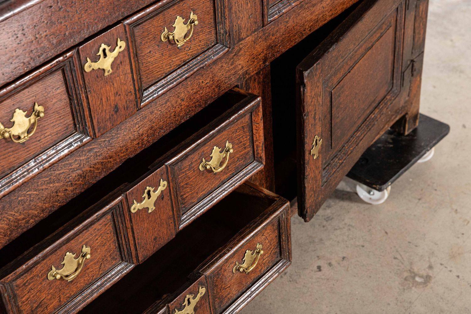 Base per comò George III English Oak in vendita 5