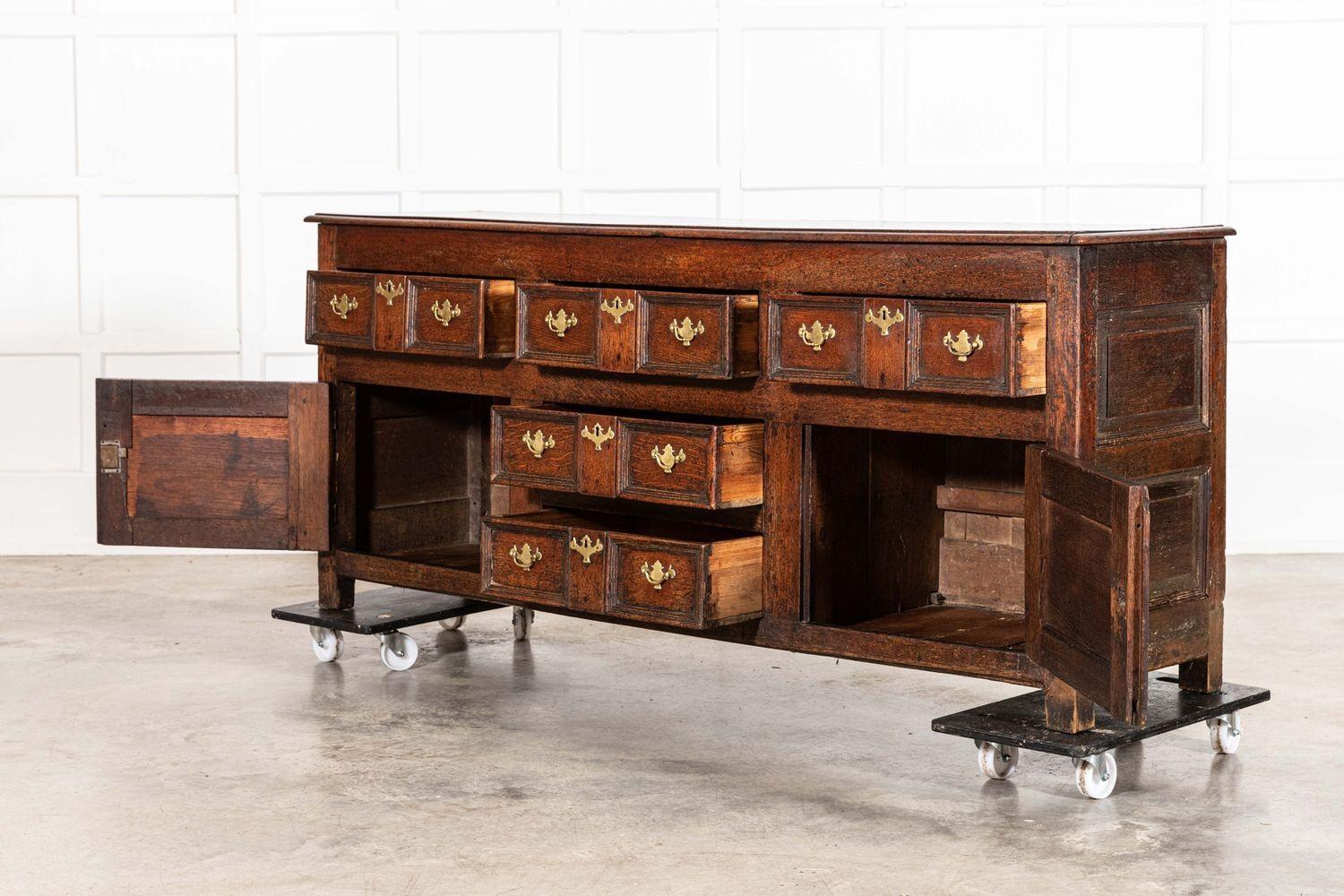 Base per comò George III English Oak in vendita 1