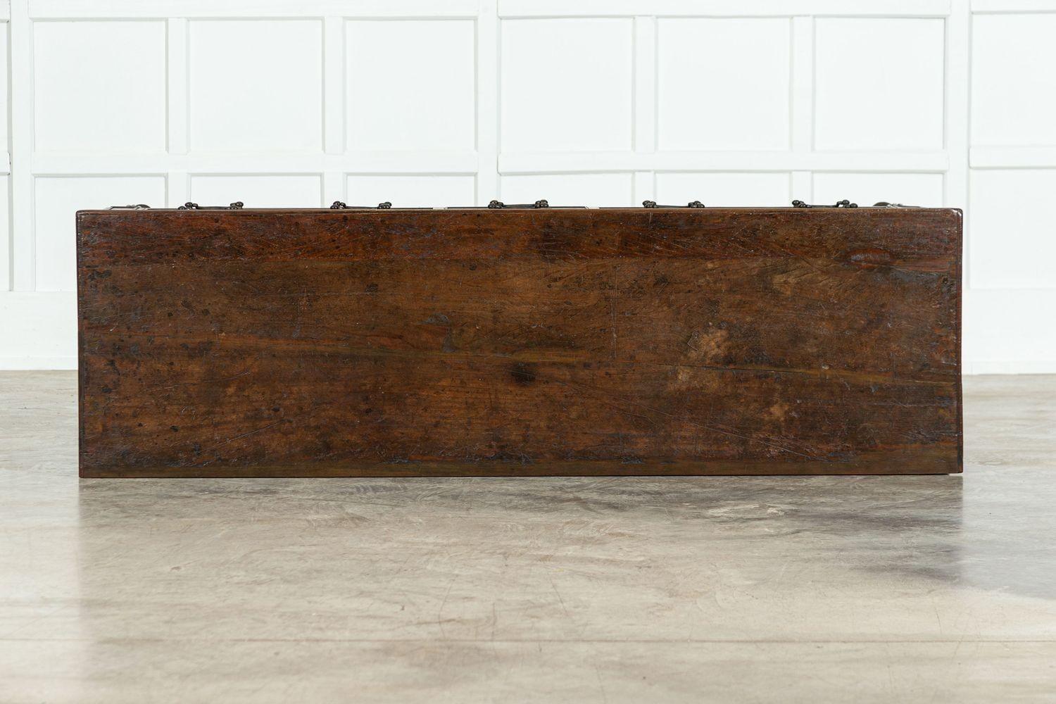 Base per comò George III English Oak in vendita 3