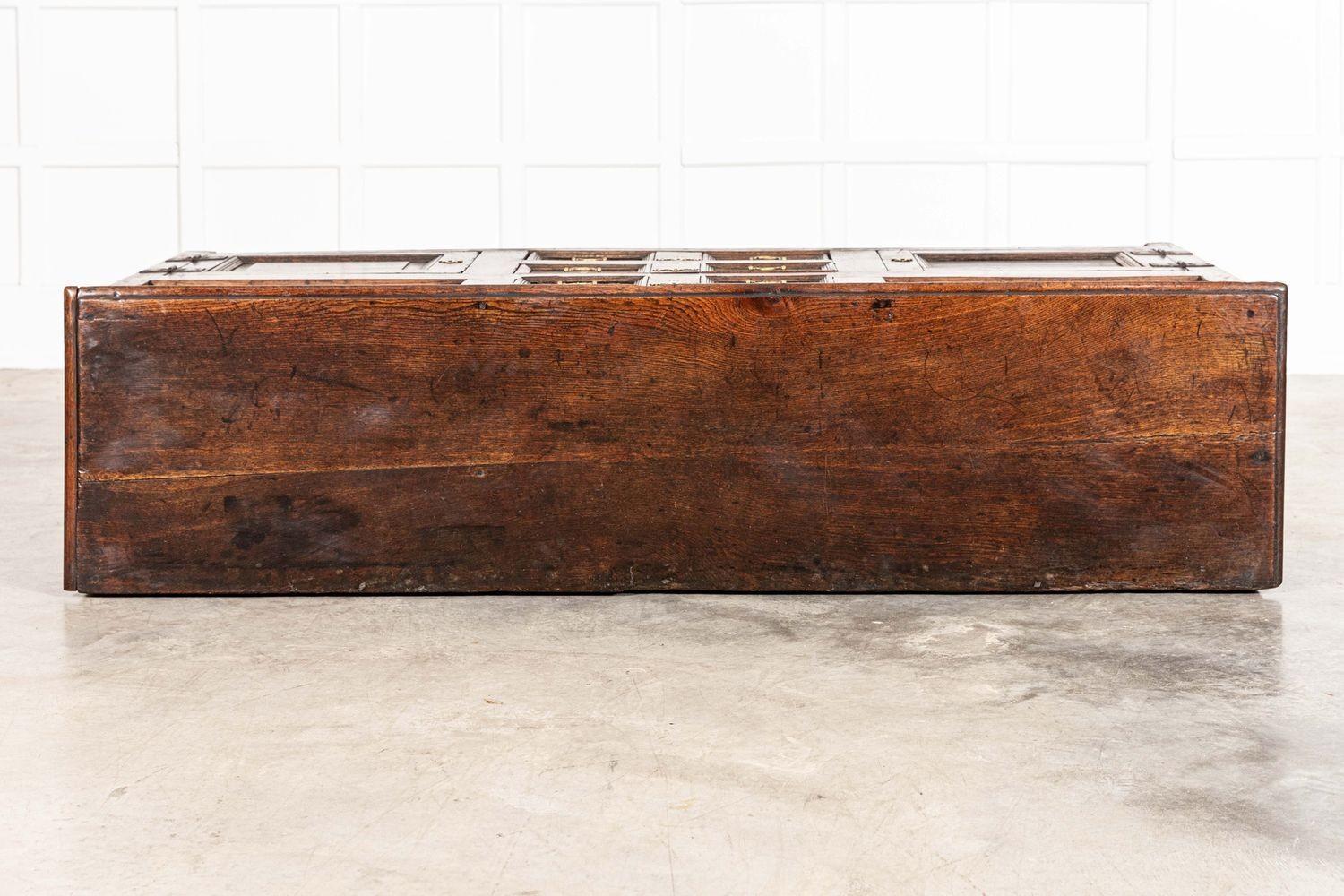 Base per comò George III English Oak in vendita 3