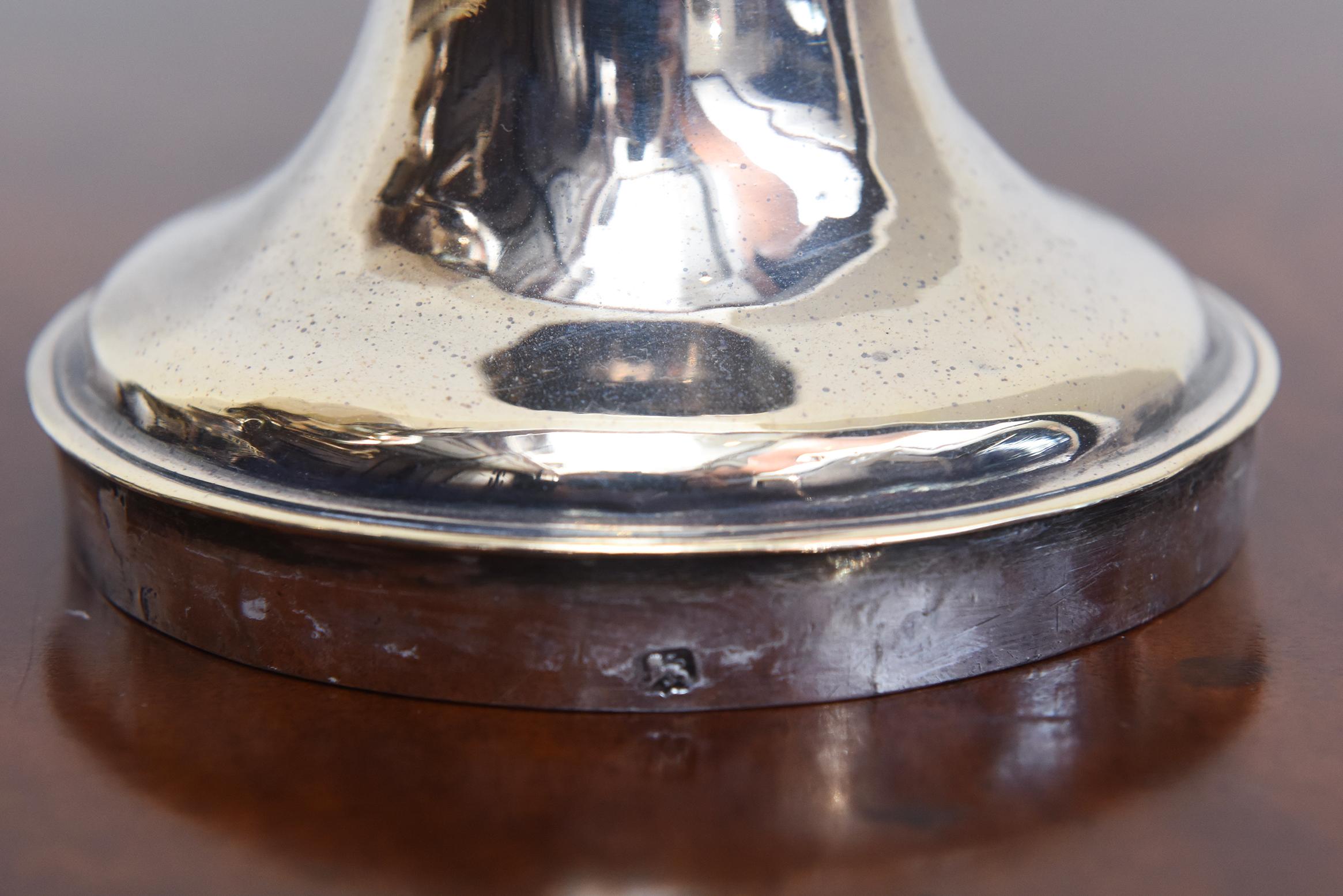 Servizio da tè in argento sterling di Giorgio III con vassoio abbinato, XVIII secolo in vendita 9