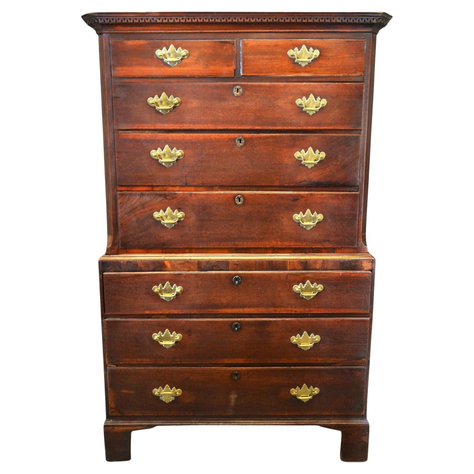 George III Figured Mahogany Chest on Chest, With Greek Key Moulded Cornice With Two Short & Six Long Drawers with Brass Handles Raised upon Bracket Feet

Height: circa 175 cm.
