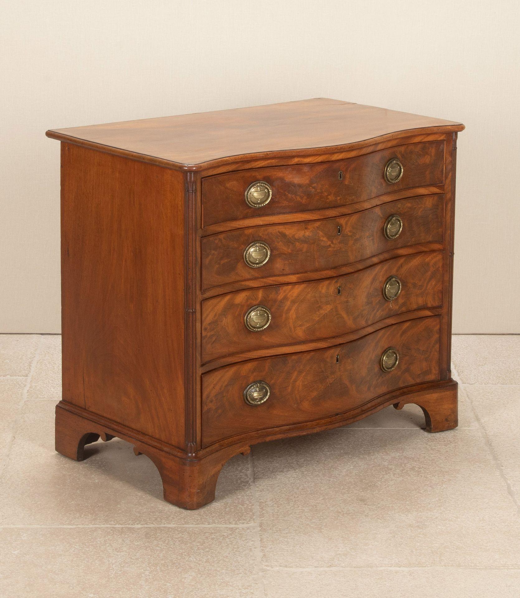 18th Century George III Figured Mahogany Serpentine Front Chest of Drawers For Sale