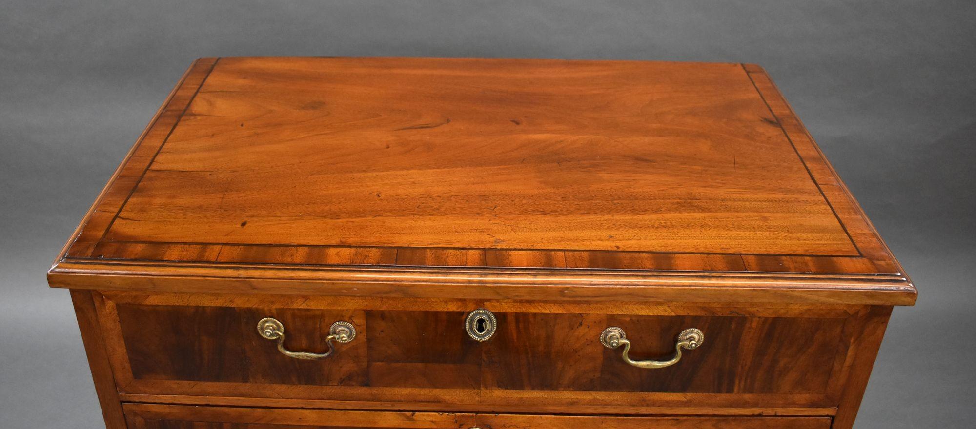 George III Figured Walnut Chest of Drawers For Sale 2