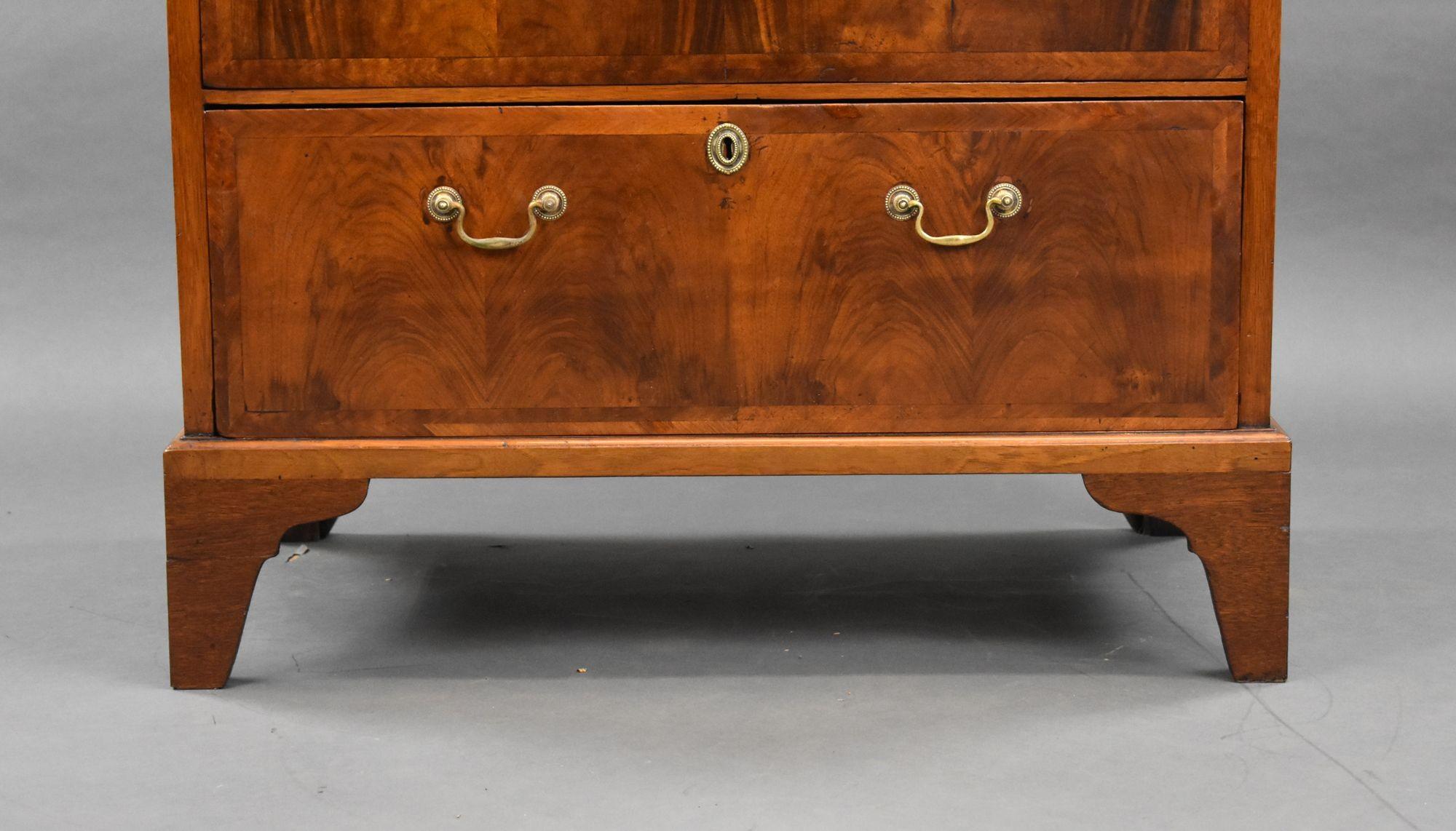 George III Figured Walnut Chest of Drawers For Sale 3