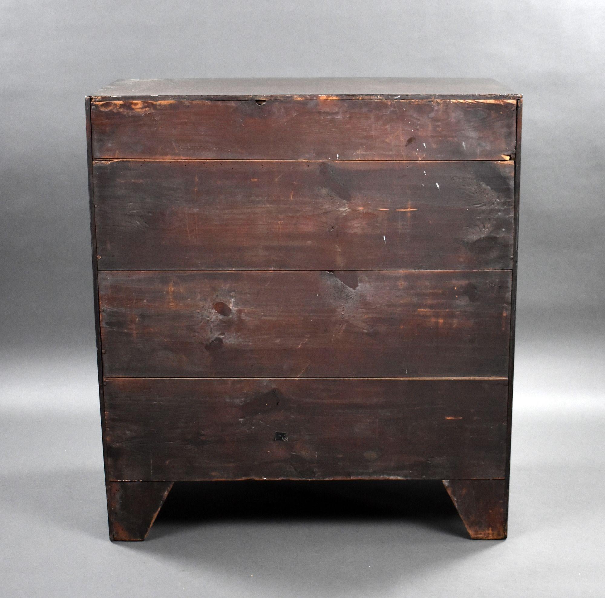 George III Flame Mahogany Bow Front Chest of Drawers In Good Condition In Chelmsford, Essex