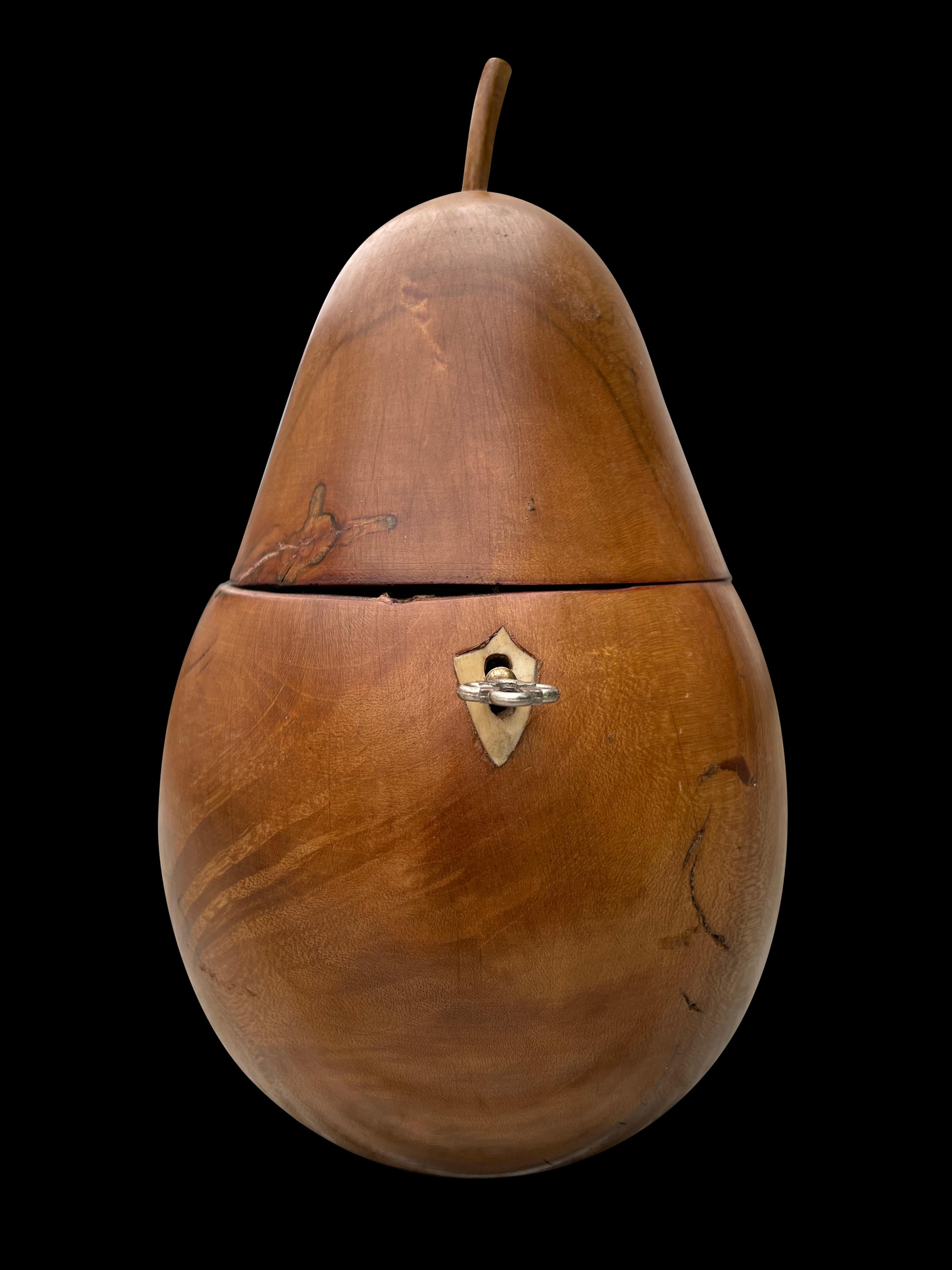 George III Fruitwood Pear-Shaped Tea Caddy, Late 18th Century In Excellent Condition For Sale In London, GB