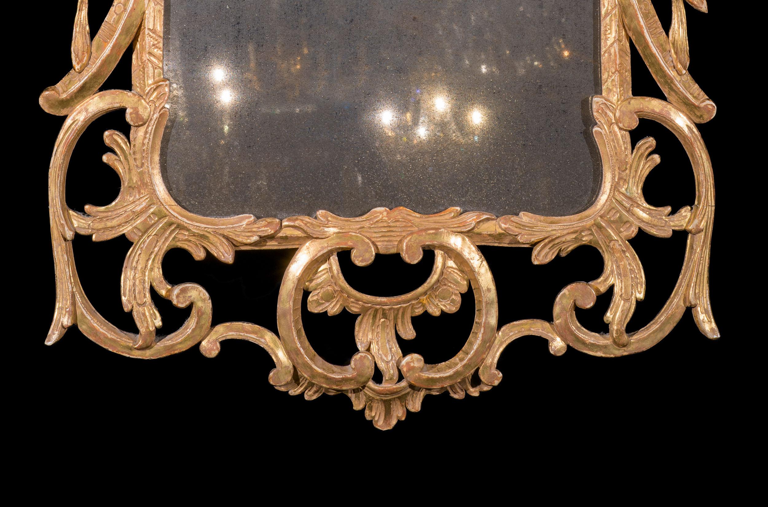 George III Gilt Wall Mirror In Good Condition For Sale In London, GB