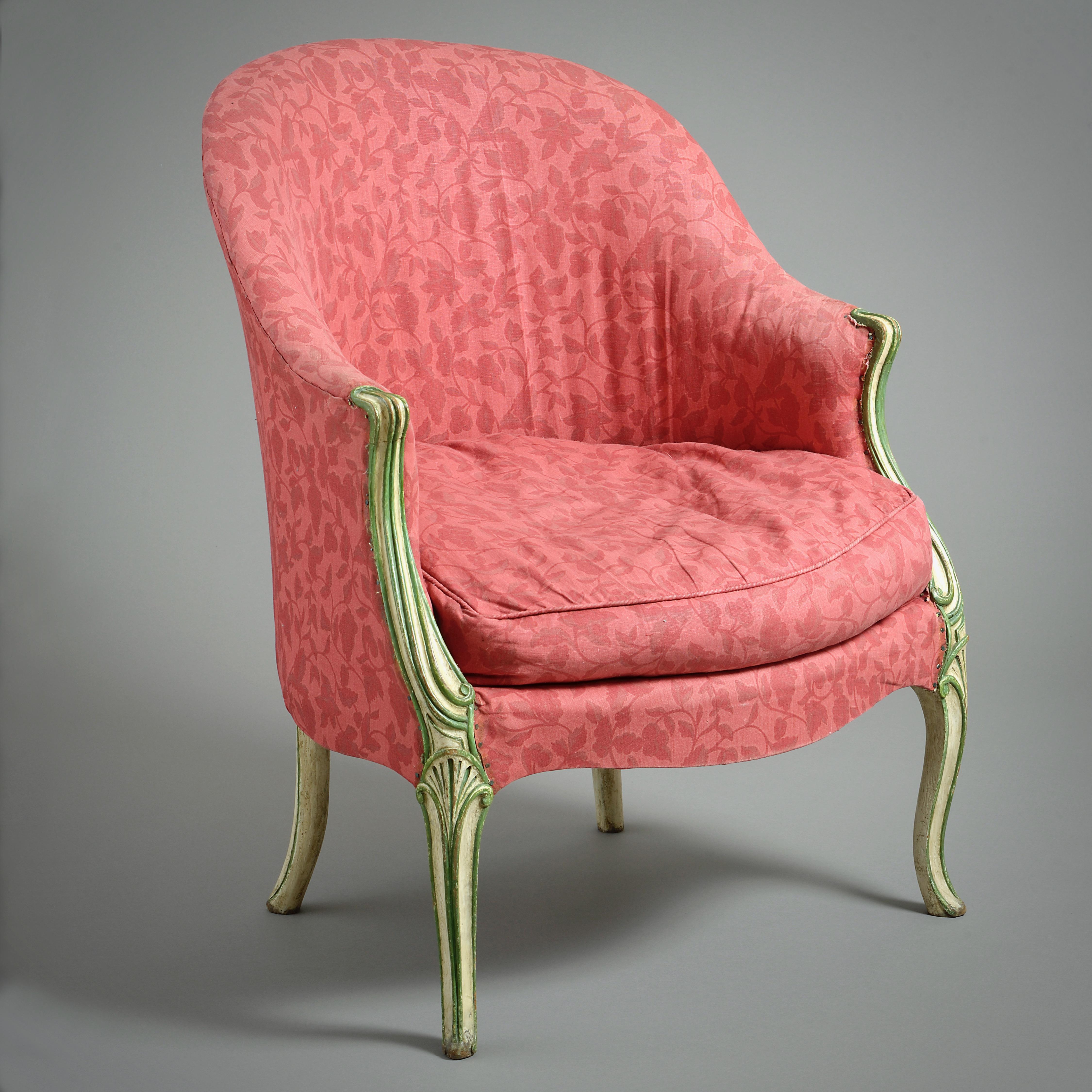 Grün-weiß bemalte Bergere in der Art von Thomas Chippendale, George III.-Periode (18. Jahrhundert und früher) im Angebot