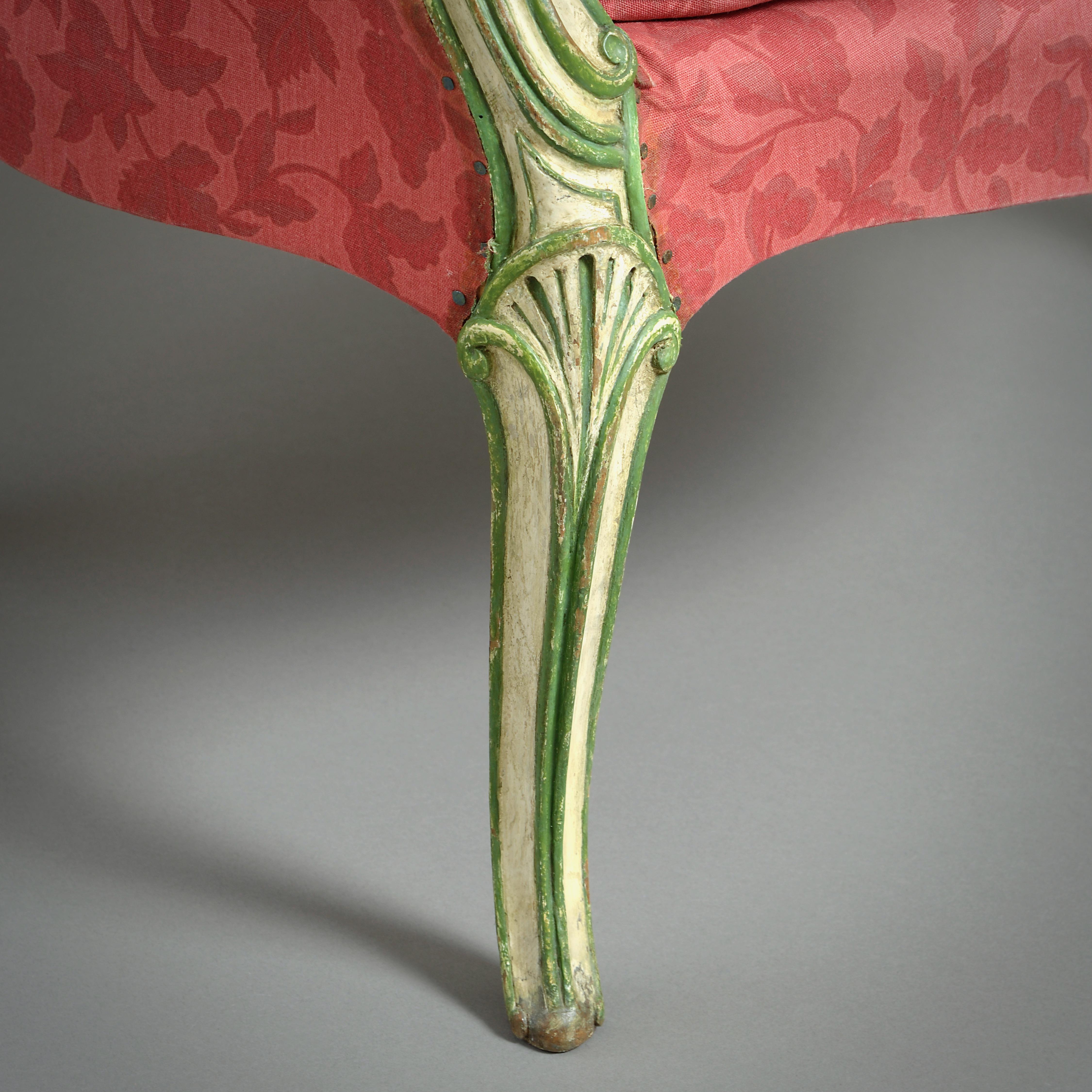 Grün-weiß bemalte Bergere in der Art von Thomas Chippendale, George III.-Periode im Angebot 2