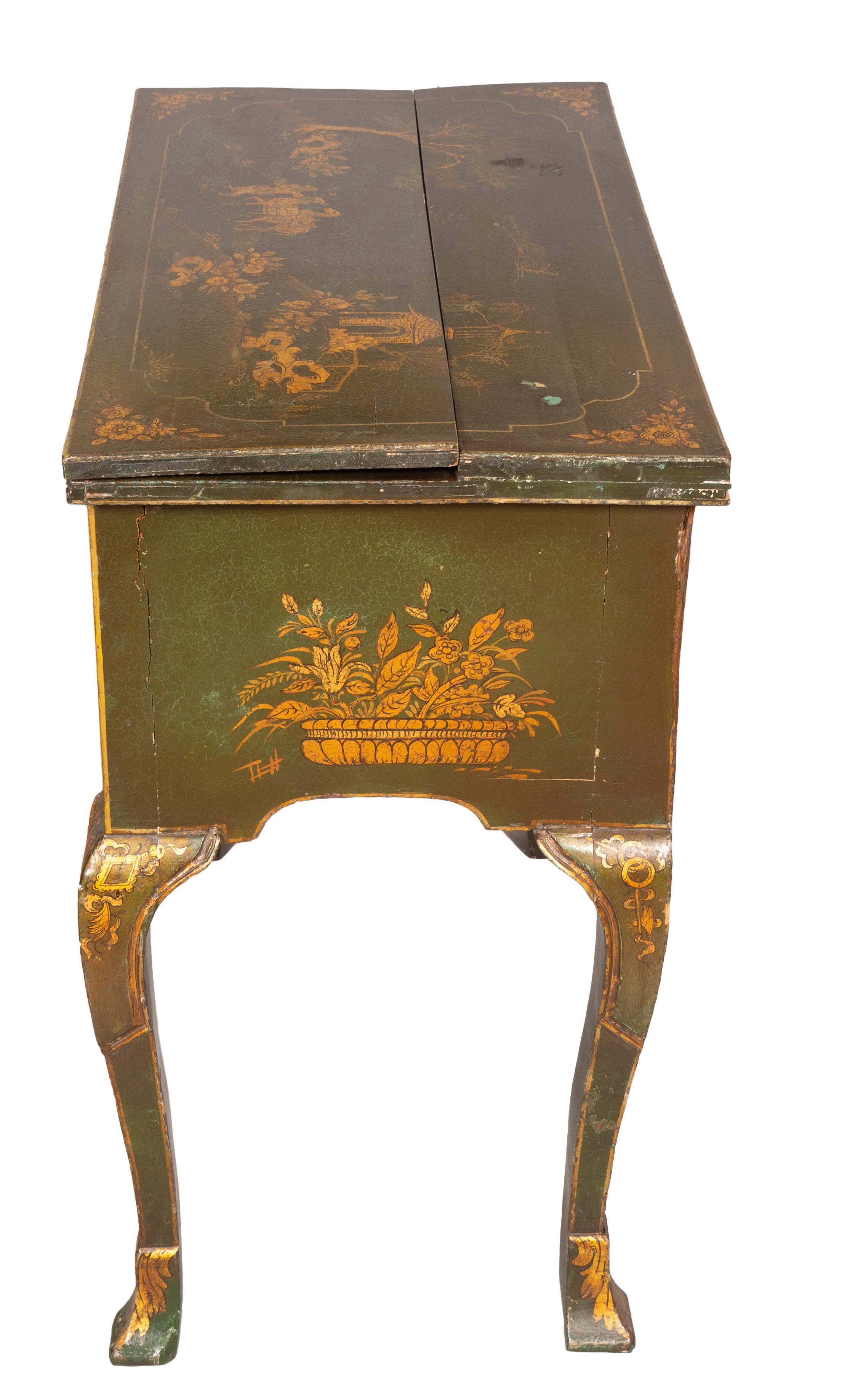 George III Green Japanned Table For Sale 3