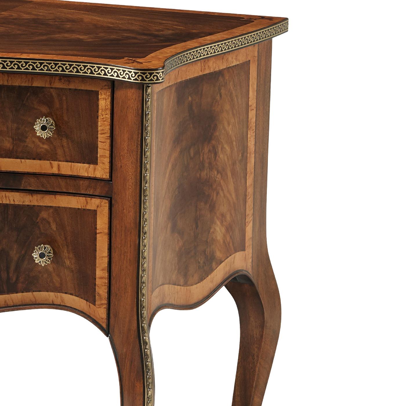 Georgian George III Hepplewhite Nightstand For Sale