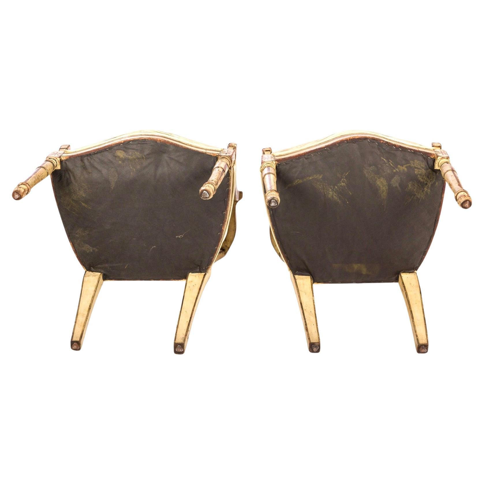 Poltrone aperte dipinte George Hepplewhite, una coppia in vendita 6