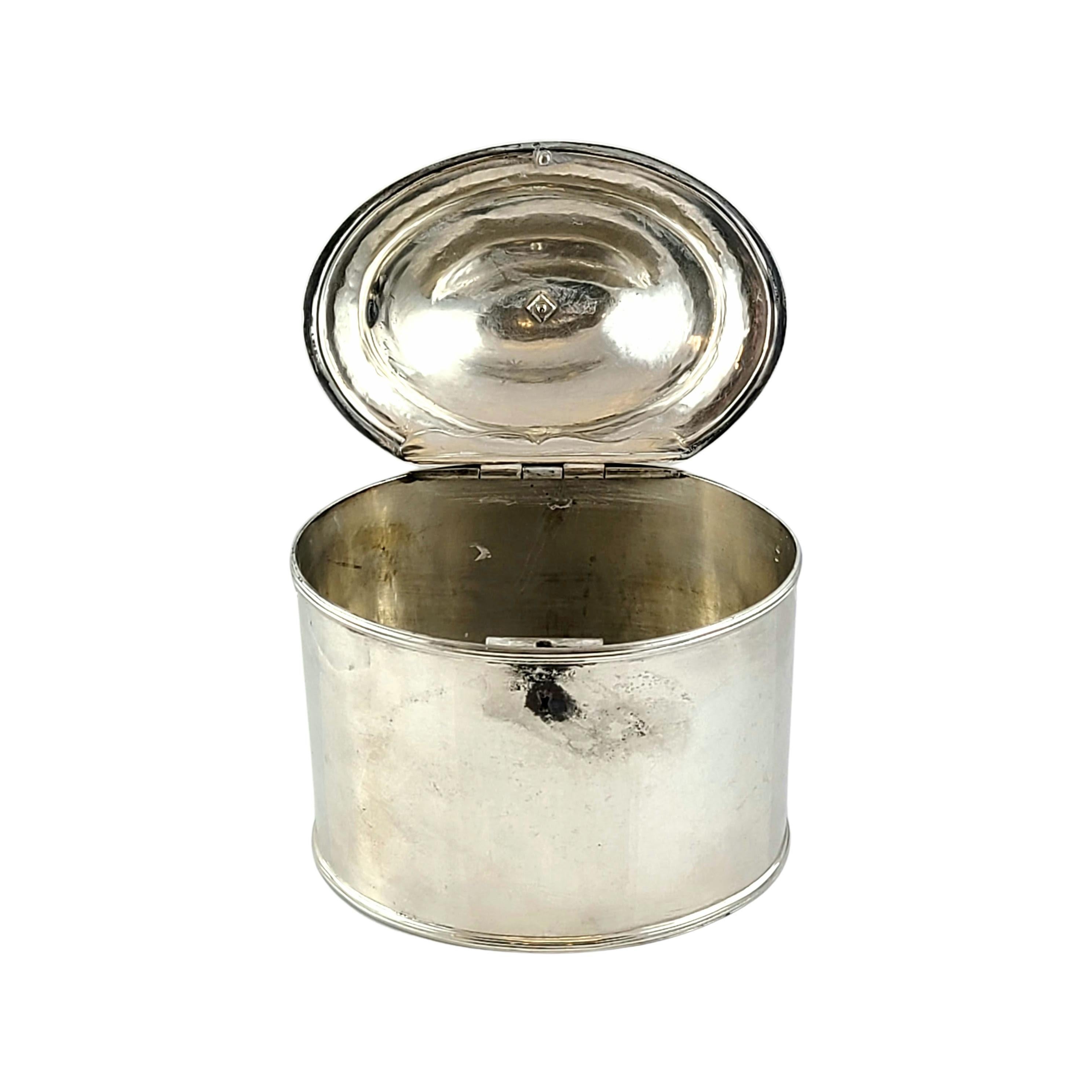 Boîte à thé en argent sterling de George III Hester Bateman, Londres, 1782 en vente 2