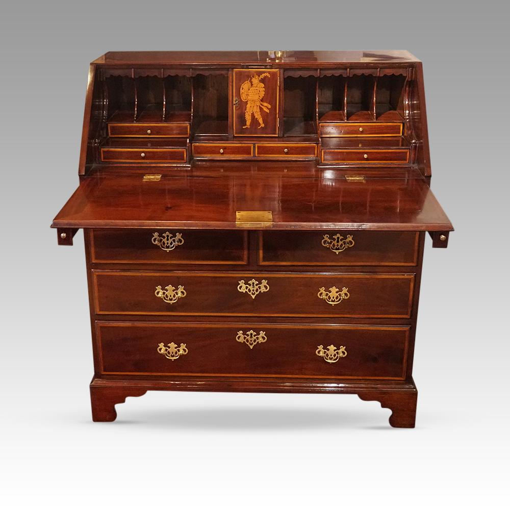 George III inlaid mahogany bureau For Sale 3