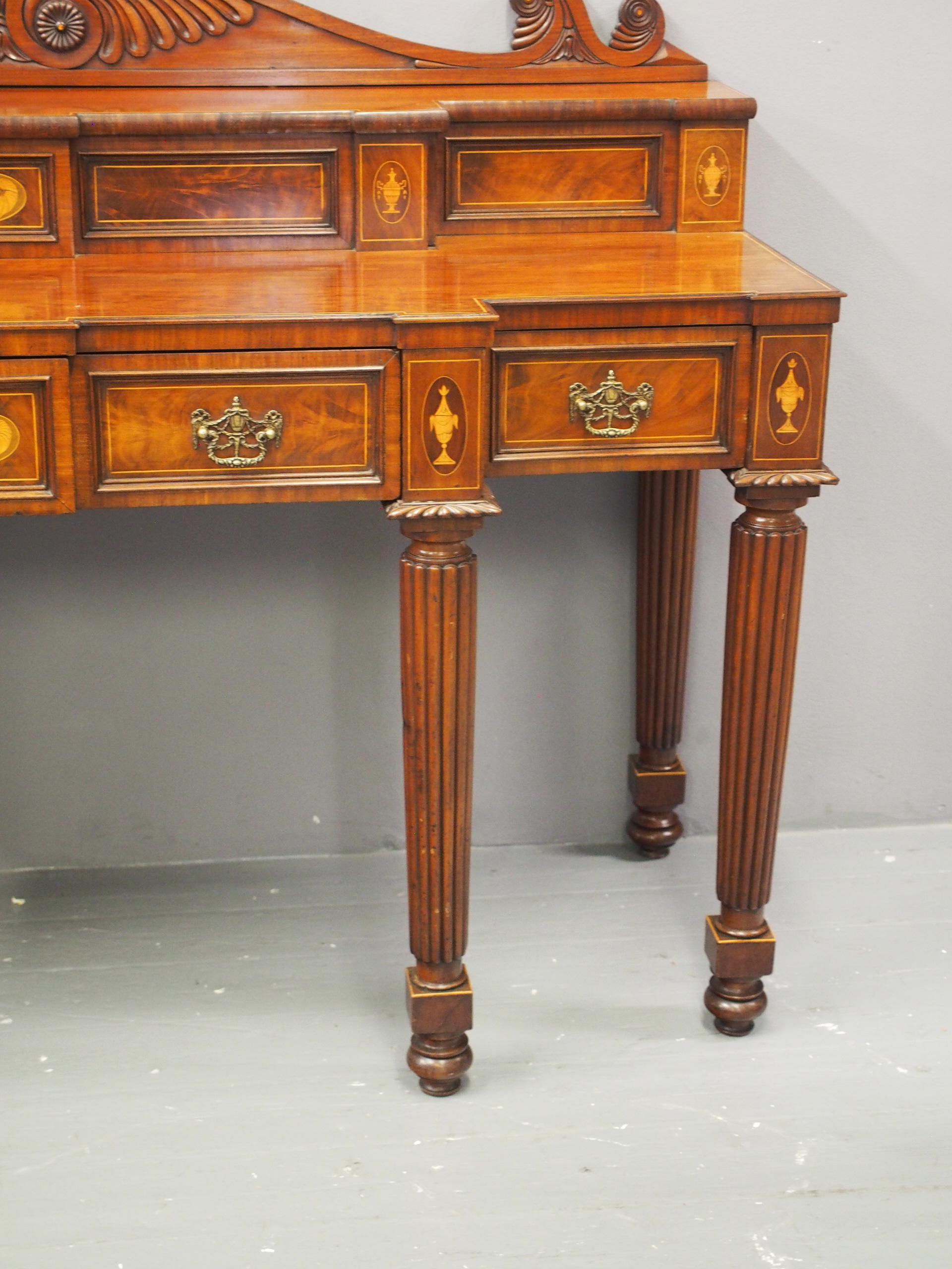 George III Inlaid Scottish Mahogany Sideboard For Sale 3