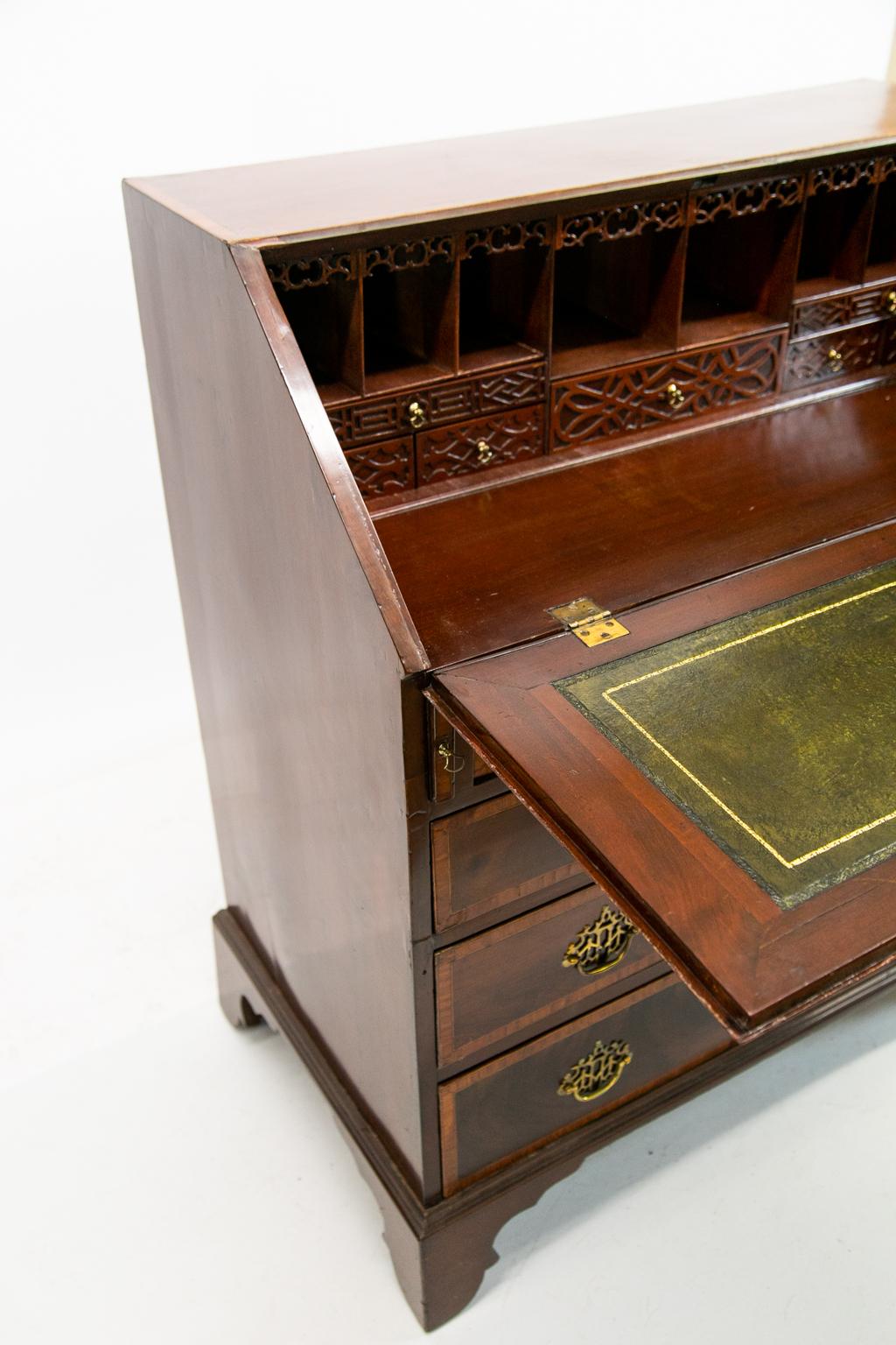 George III Inlaid Slant Top Desk For Sale 2