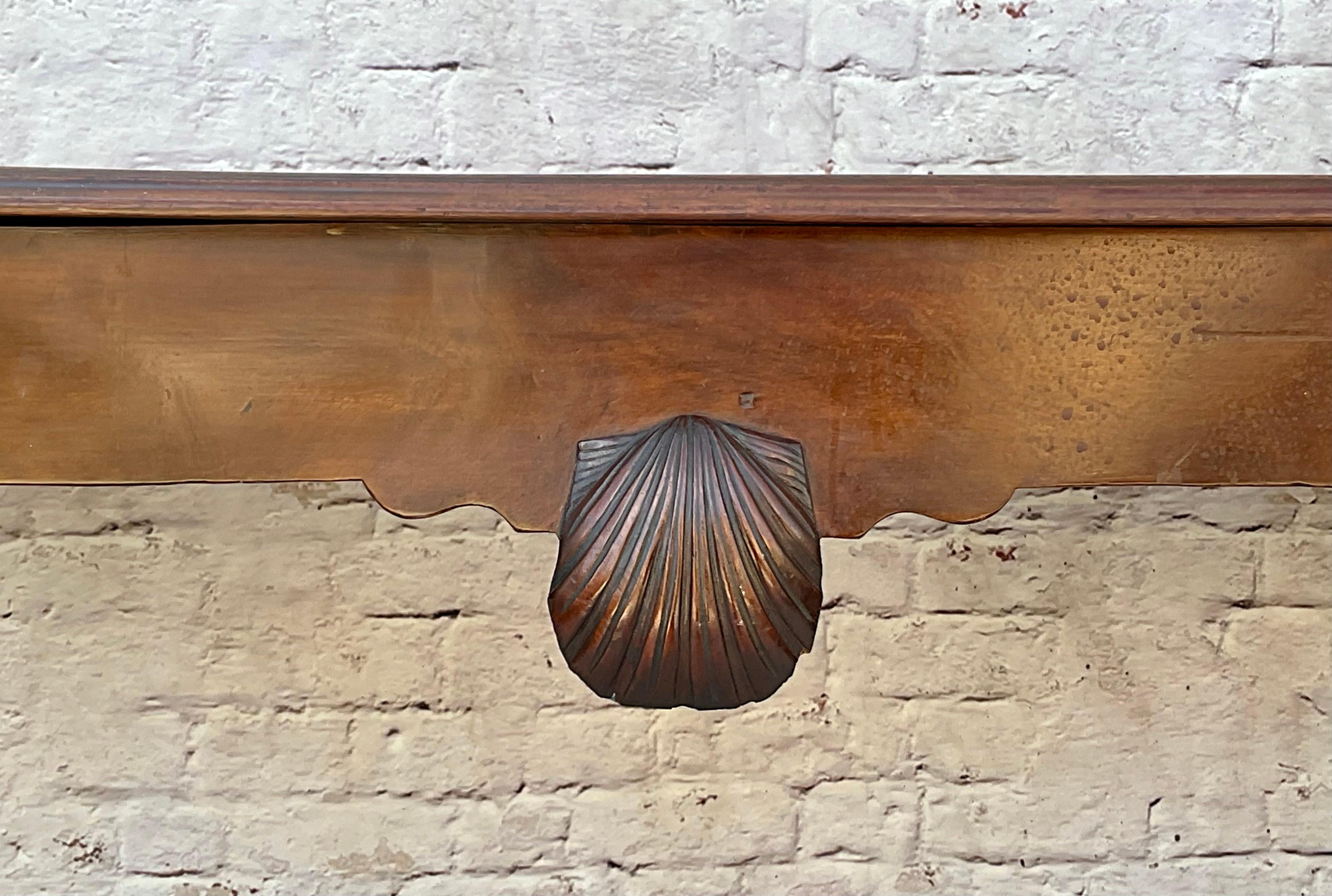 Table d'appoint en acajou irlandais George III en vente 1